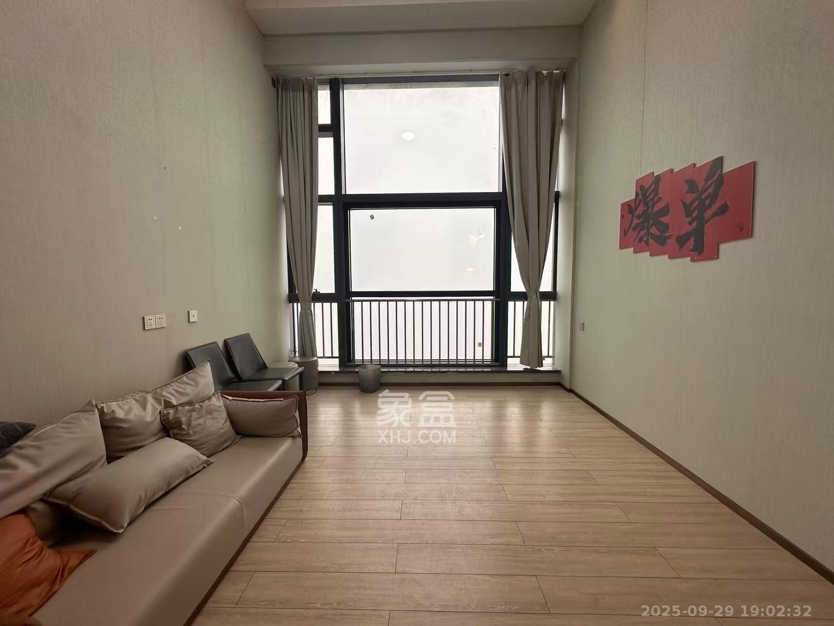 华远华时代 1室0厅0卫 4000.0元/月 华远华时代 1室0厅0卫 4000.0元/月室内图