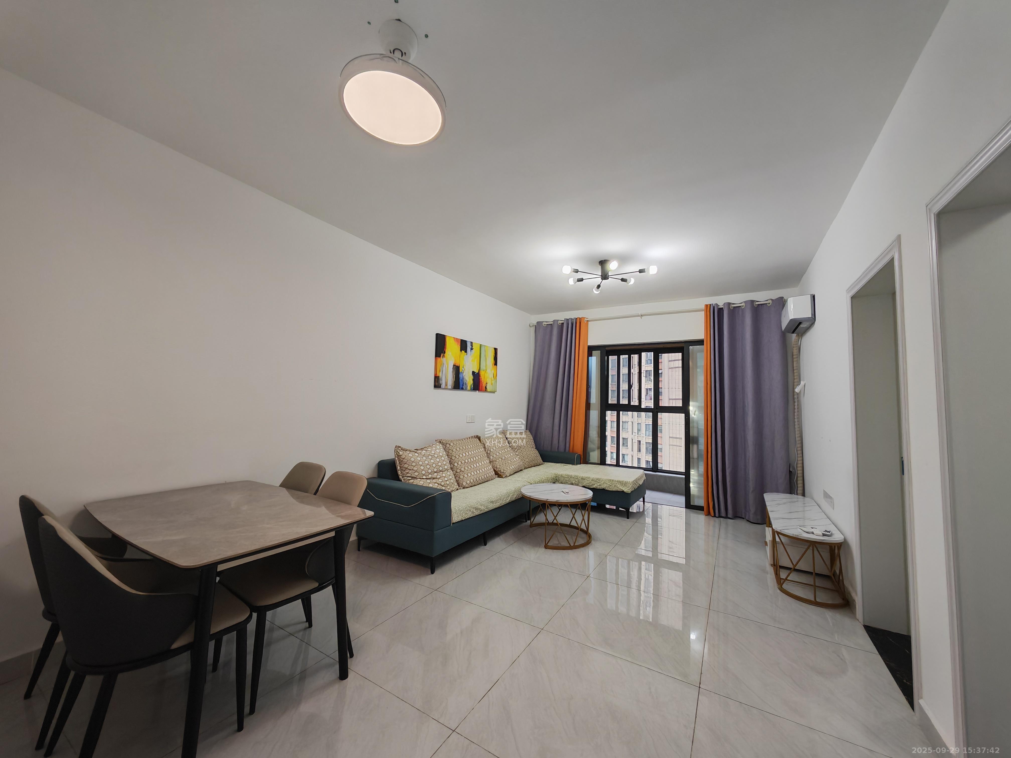 中海梅溪湖壹号 3室2厅1卫 2480.0元/月 中海梅溪湖壹号 3室2厅1卫 2480.0元/月室内图