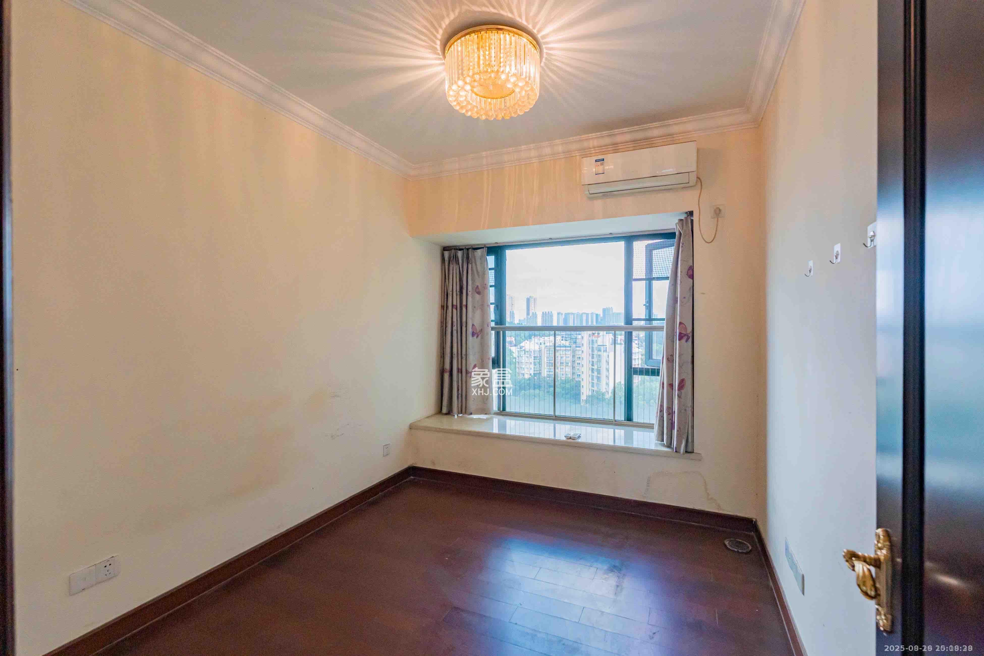 恒大雅苑  3室2厅2卫    2800.0元/月 恒大雅苑  3室2厅2卫    2800.0元/月室内图