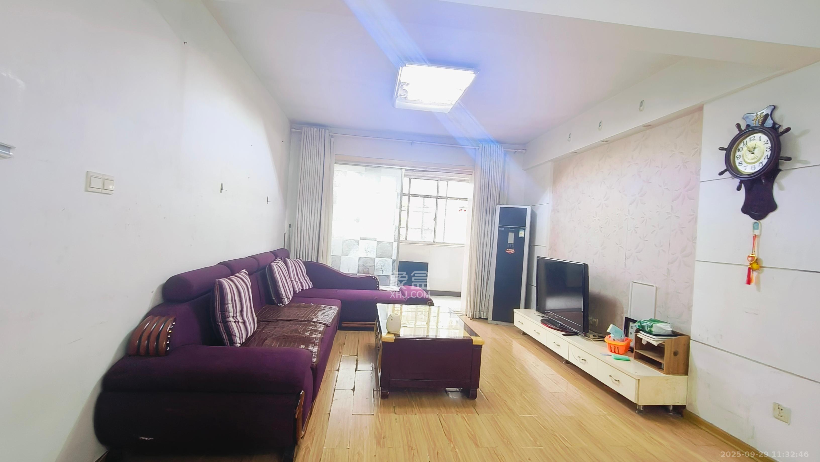 湘楚家园 2室2厅1卫 1300.0元/月 湘楚家园 2室2厅1卫 1300.0元/月室内图