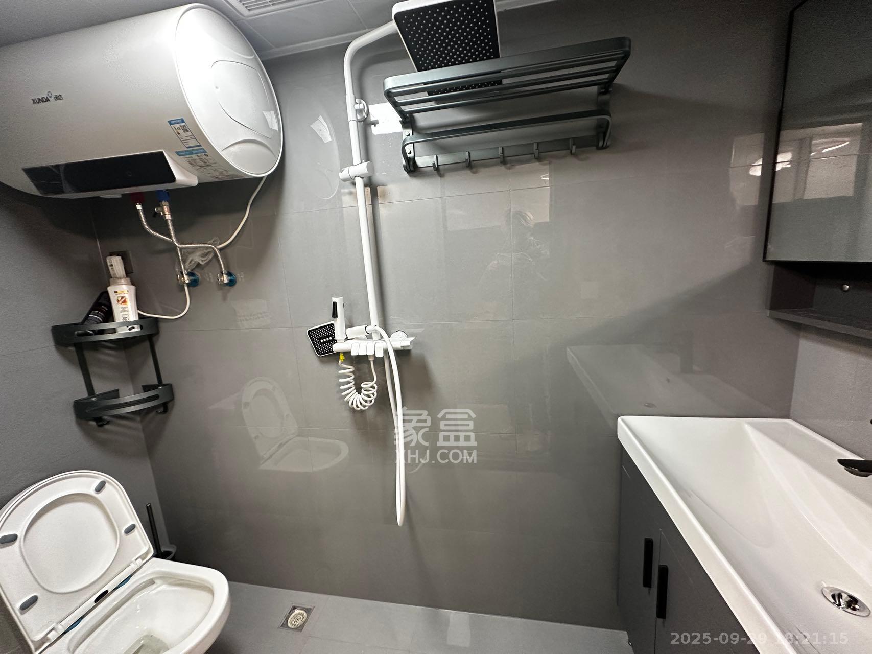 新长海D1站 1室1厅1卫 1500.0元/月 新长海D1站 1室1厅1卫 1500.0元/月室内图