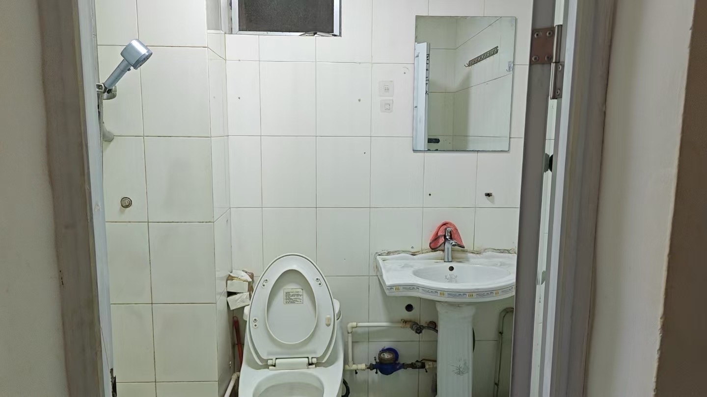 富南公寓  1室1厅1卫   1300.00元/月室内图