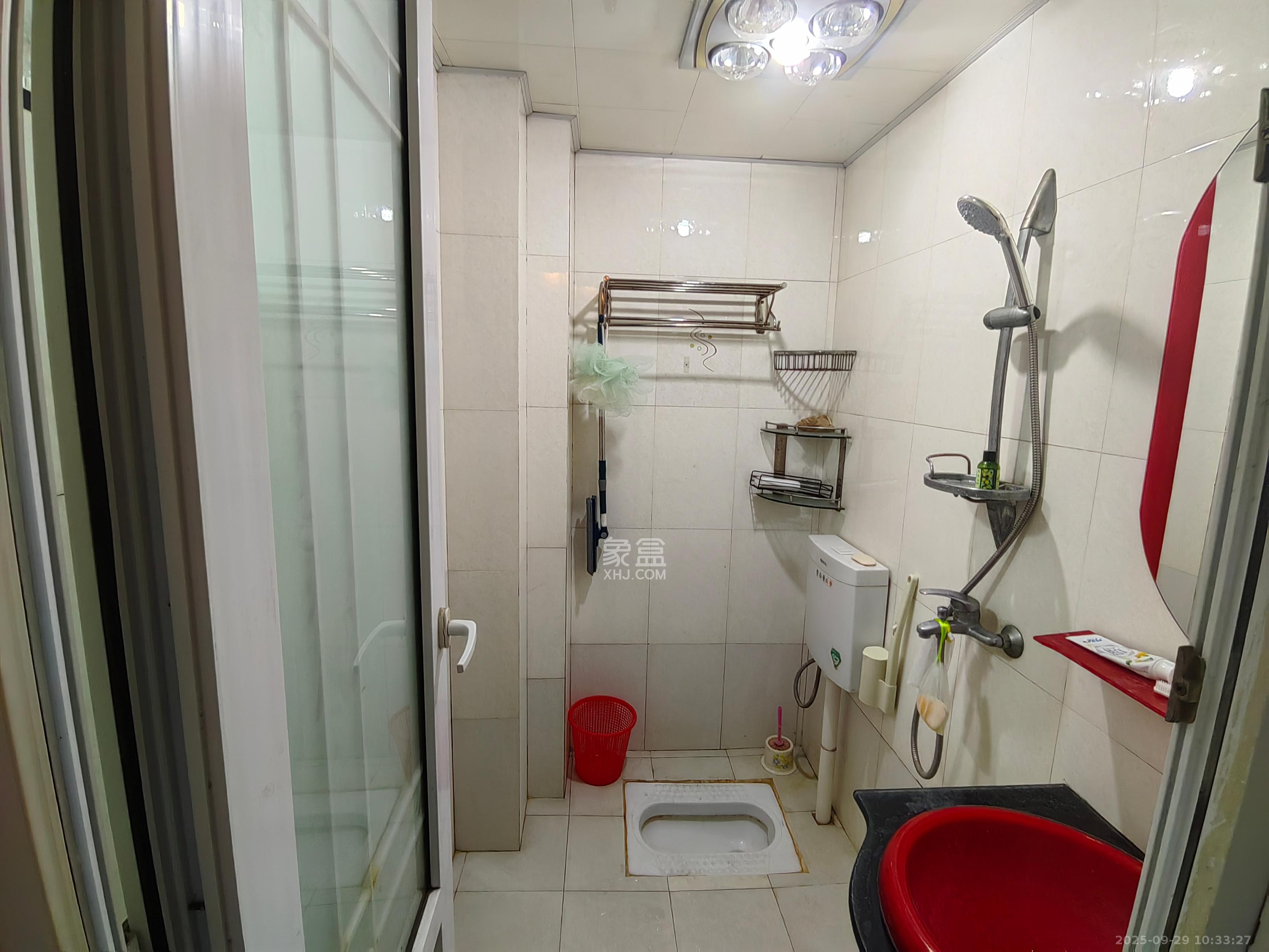 中信城市广场(中信新城一期) 1室0厅0卫 1000.0元/月 中信城市广场(中信新城一期) 1室0厅0卫 1000.0元/月室内图