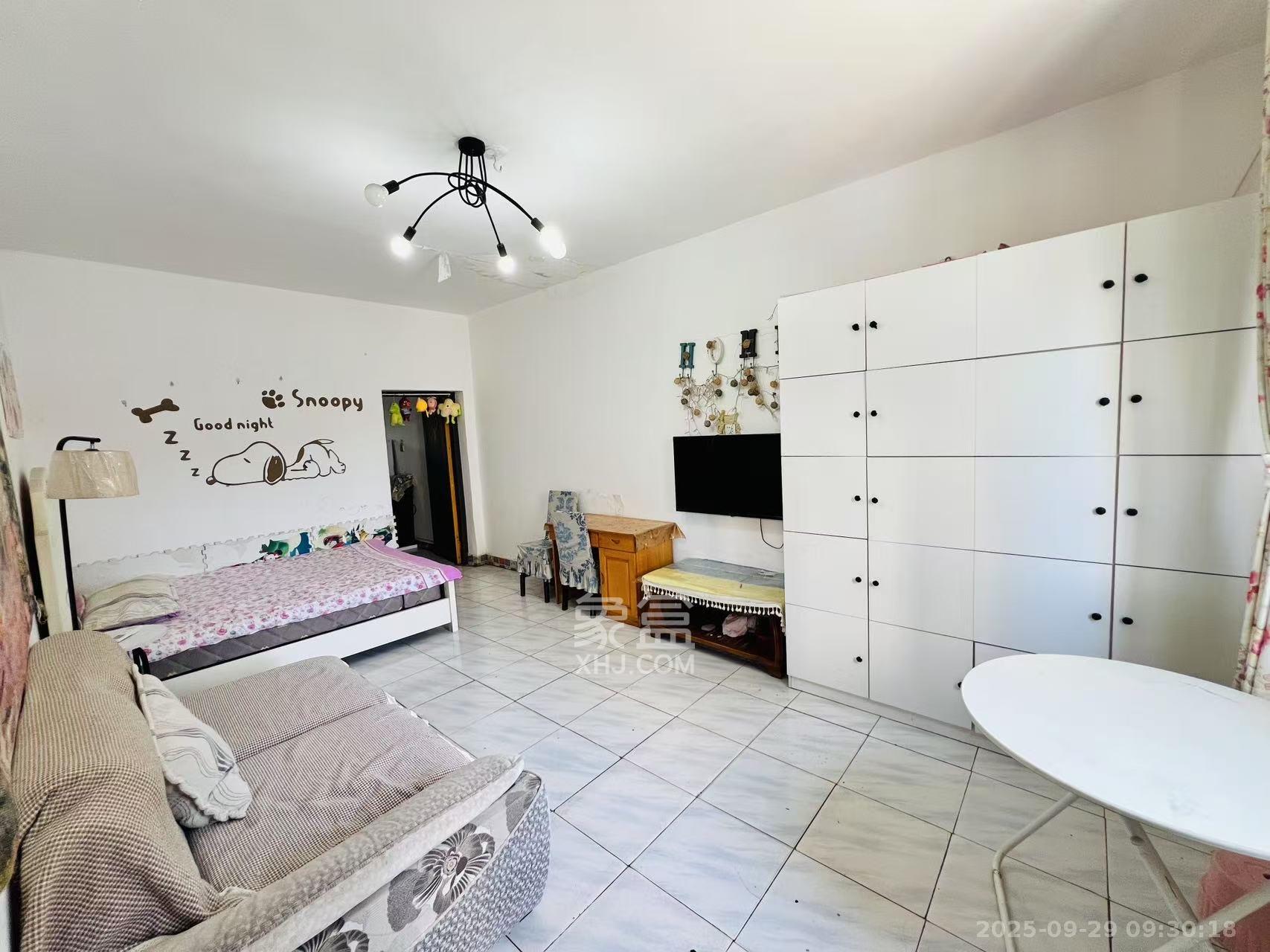 湘粮机械厂宿舍 1室1厅1卫 1200.0元/月 湘粮机械厂宿舍 1室1厅1卫 1200.0元/月室内图