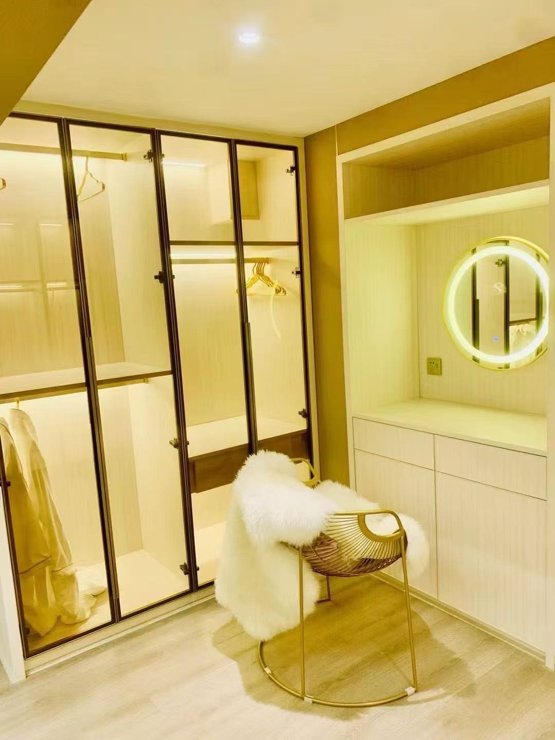 万恒公馆  1室0厅0卫    2600.0元/月室内图