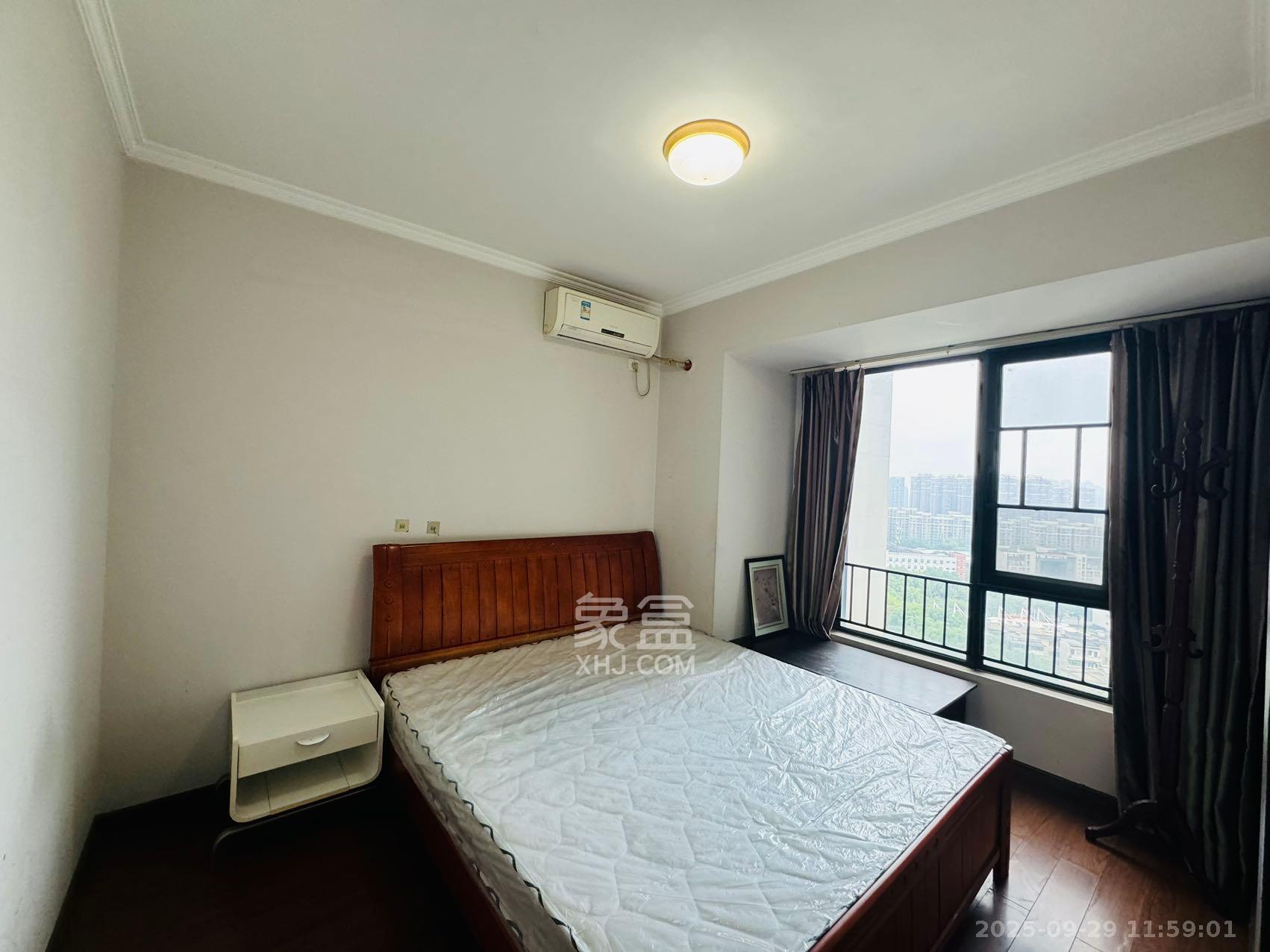 万科金域华府三四期 4室2厅2卫 3000.0元/月 万科金域华府三四期 4室2厅2卫 3000.0元/月室内图