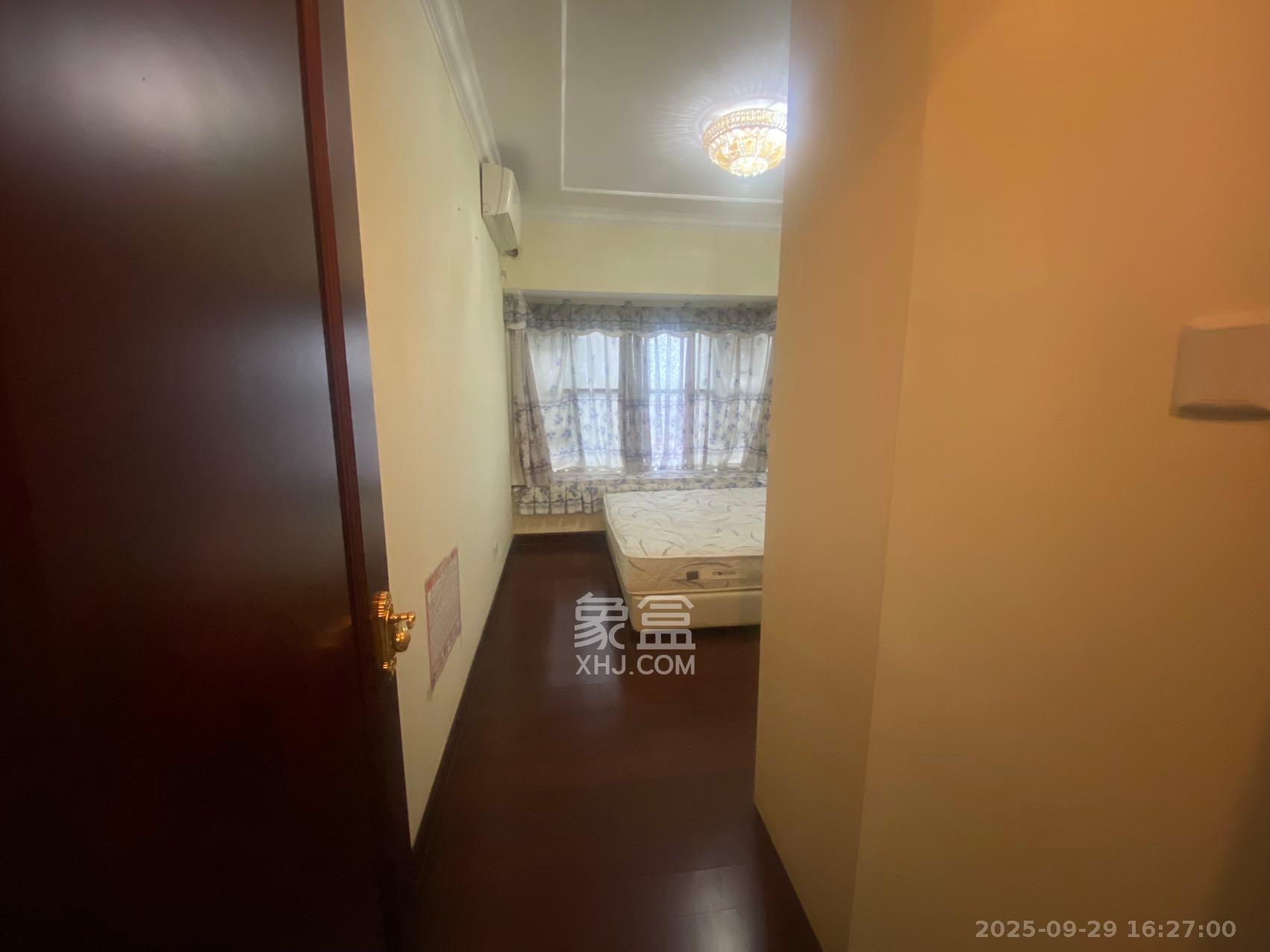 恒大雅苑 2室2厅1卫 2300.0元/月 恒大雅苑 2室2厅1卫 2300.0元/月室内图