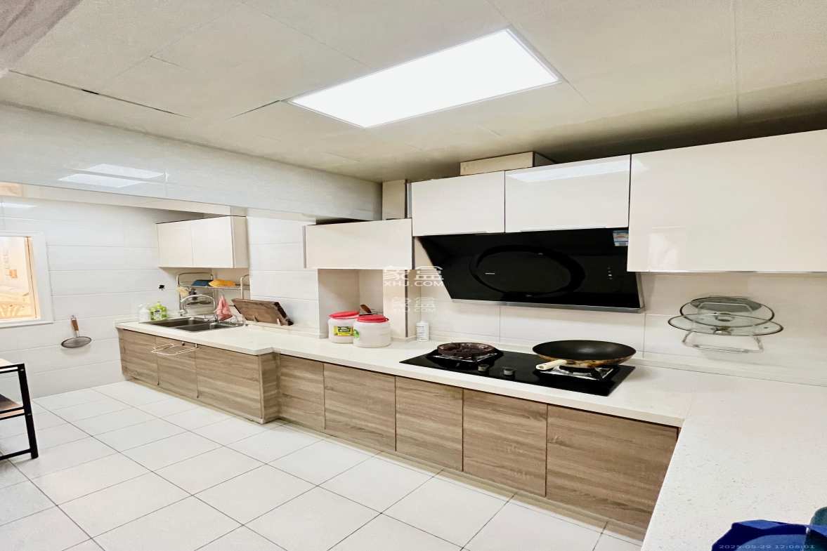 海洋半岛(月珑湾) 3室2厅2卫 2500.00元/月 海洋半岛(月珑湾) 3室2厅2卫 2500.00元/月室内图