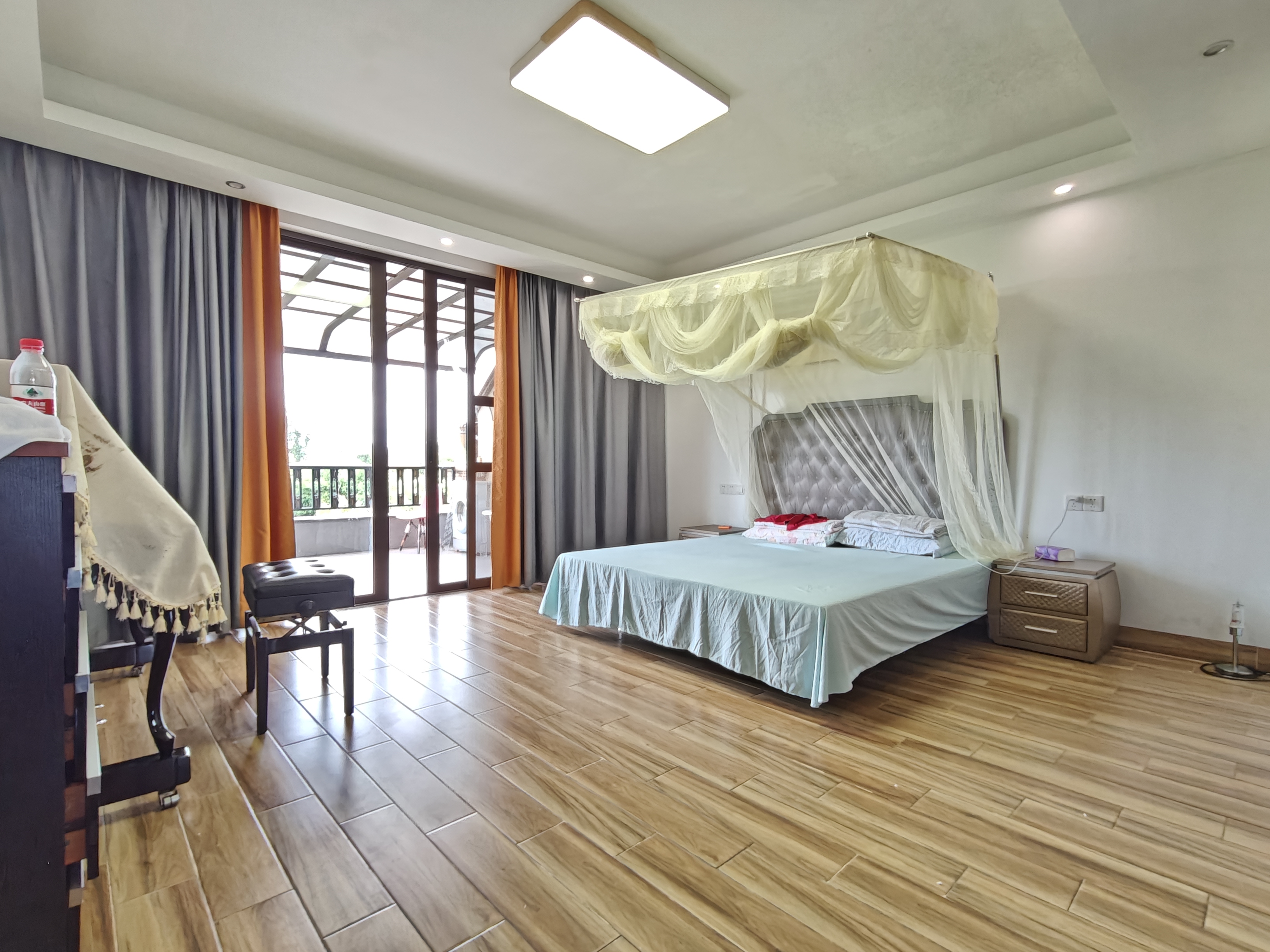 恒大海口文化旅游城 8室3厅6卫 15000.0元/月 恒大海口文化旅游城 8室3厅6卫 15000.0元/月室内图