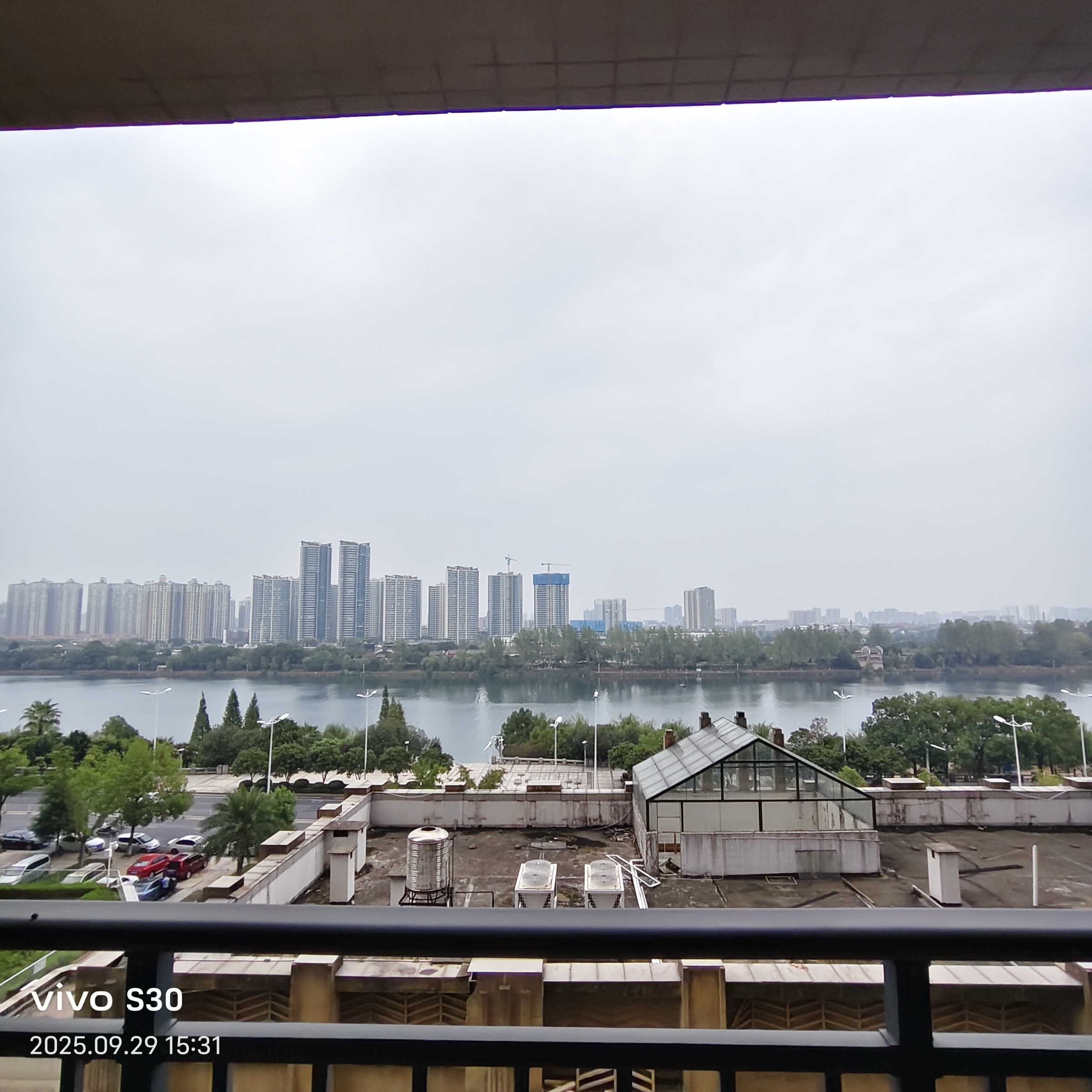 御江帝景  4室2厅1卫    90.0万