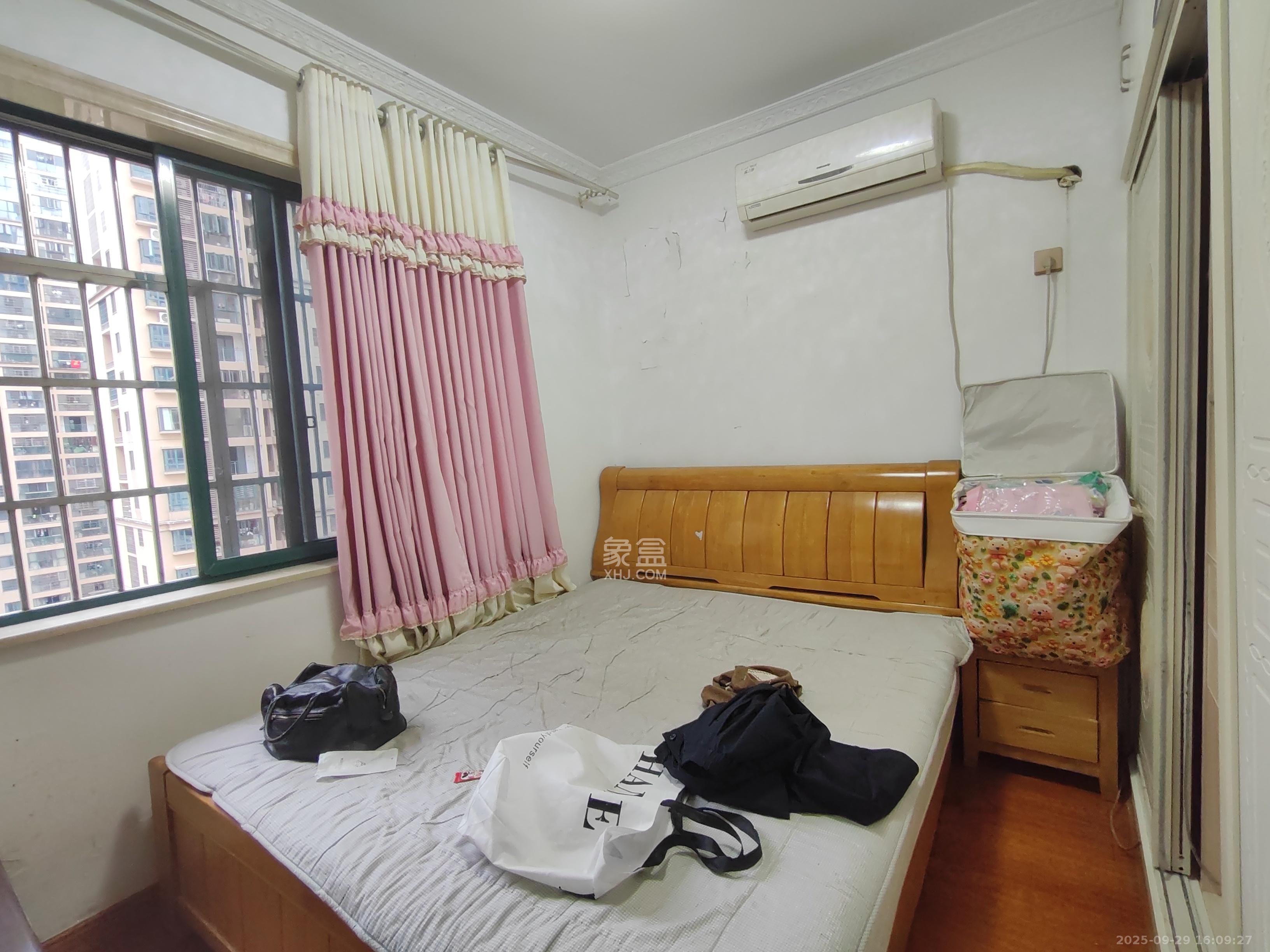 洋湖时代  4室0厅0卫    2800.0元/月 洋湖时代  4室0厅0卫    2800.0元/月室内图