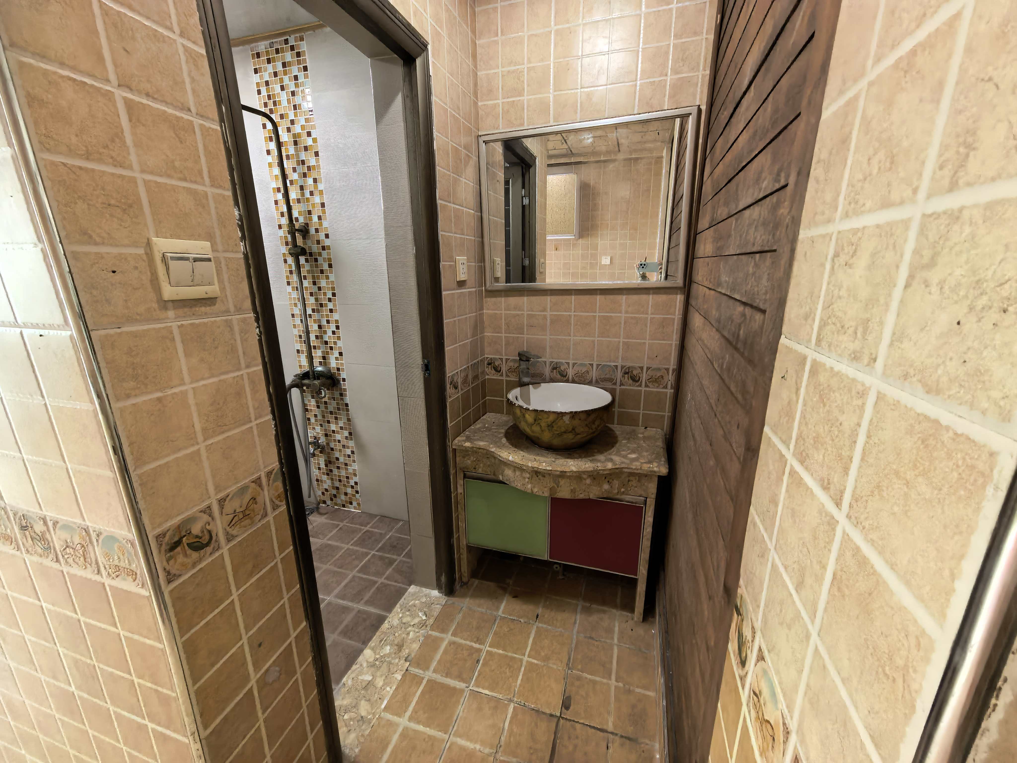 社科大院 3室2厅2卫 2500.0元/月 社科大院 3室2厅2卫 2500.0元/月室内图