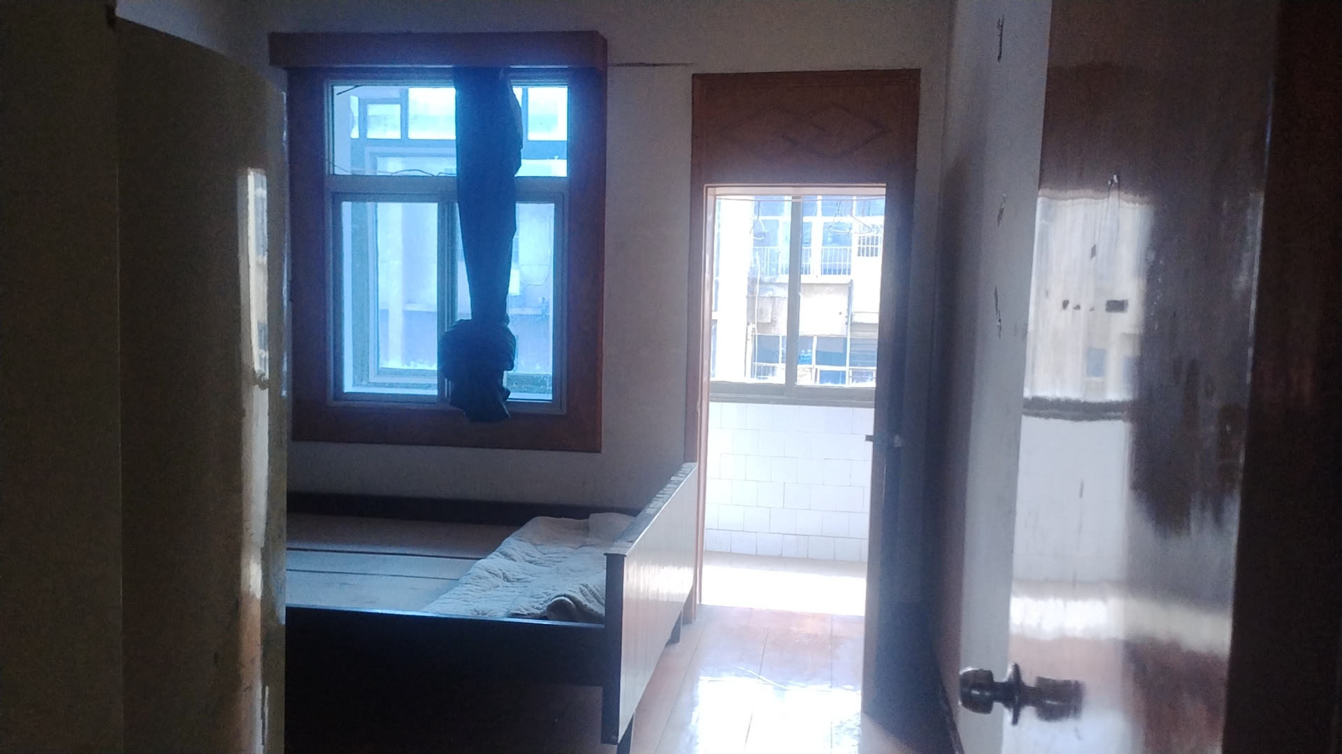 凤阳农贸市场  1室1厅1卫    450.0元/月室内图