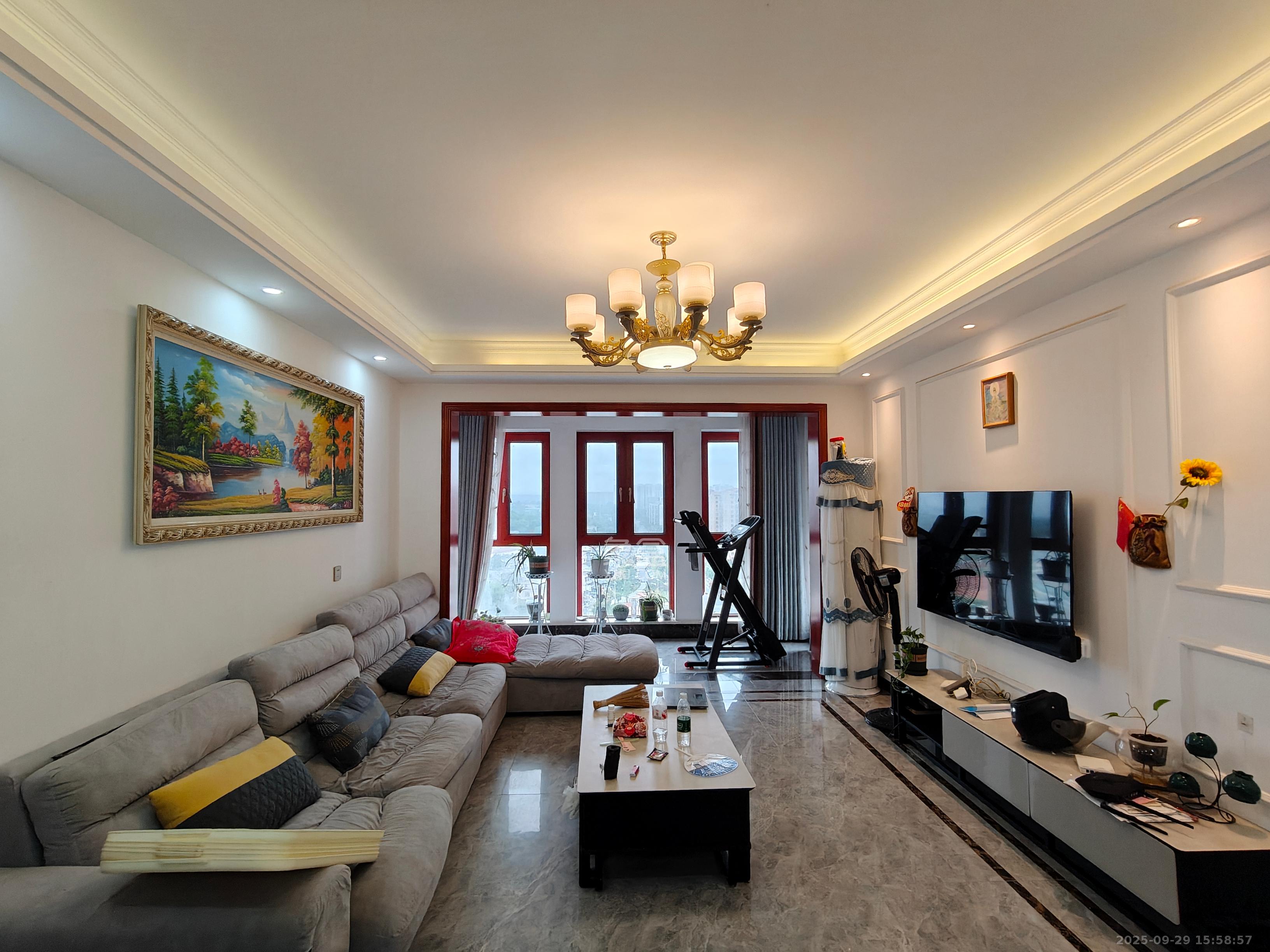 天悦和苑一期 3室2厅2卫 2500.0元/月 天悦和苑一期 3室2厅2卫 2500.0元/月室内图