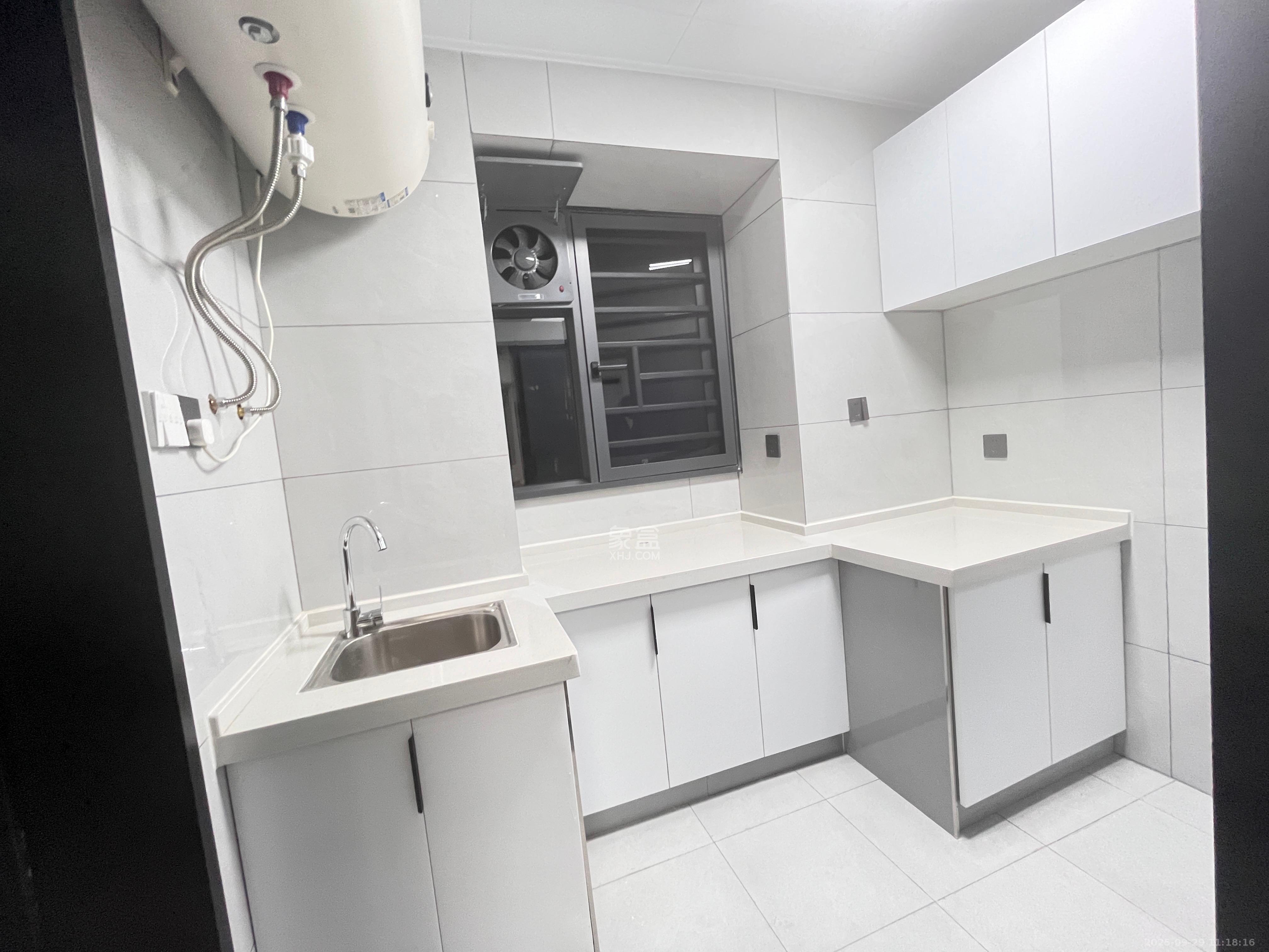 省人民医院宿舍(东文庙坪) 3室2厅1卫 2400.0元/月 省人民医院宿舍(东文庙坪) 3室2厅1卫 2400.0元/月室内图