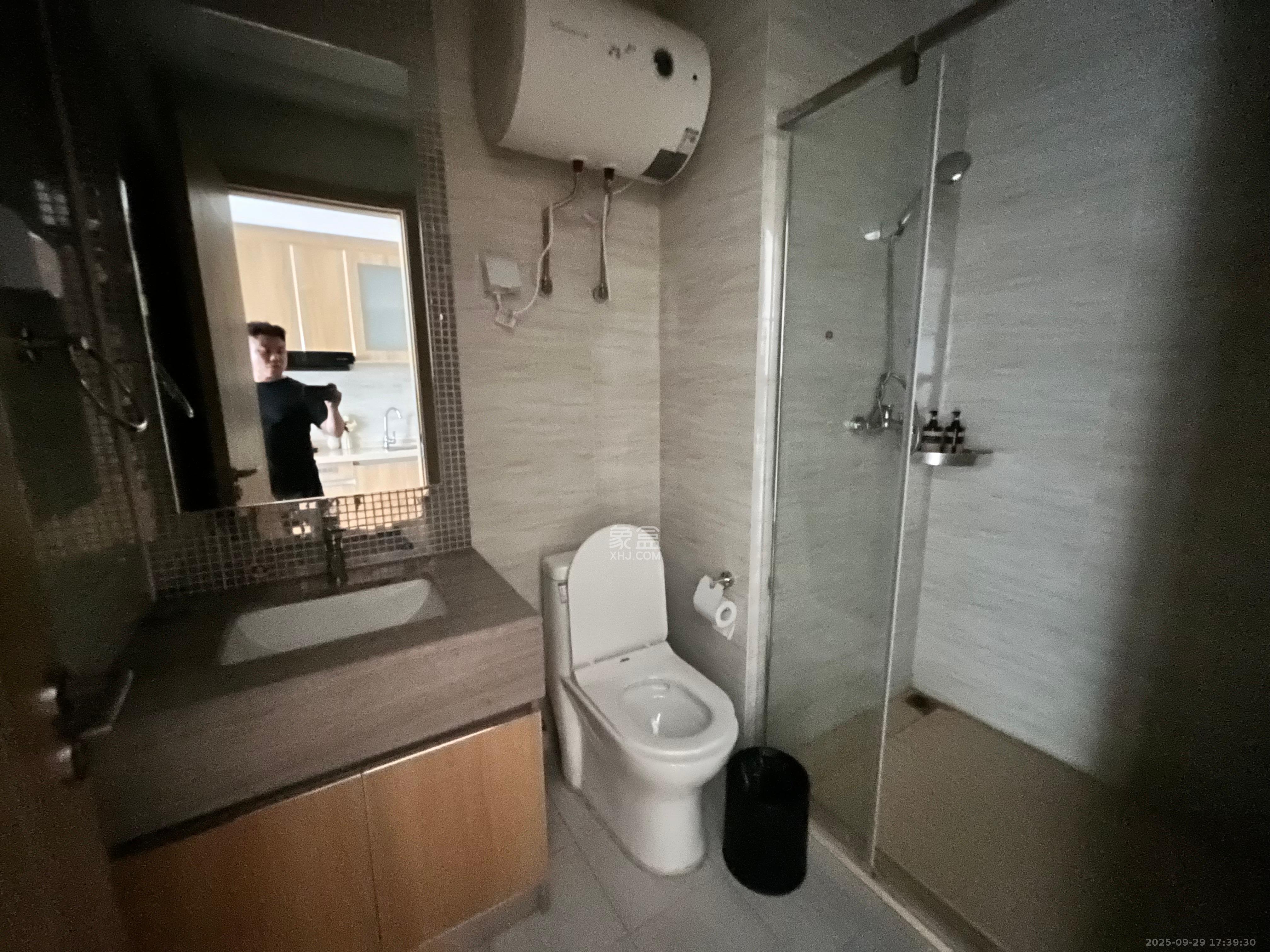 恒大珺悦府 1室1厅1卫 1800.0元/月 恒大珺悦府 1室1厅1卫 1800.0元/月室内图