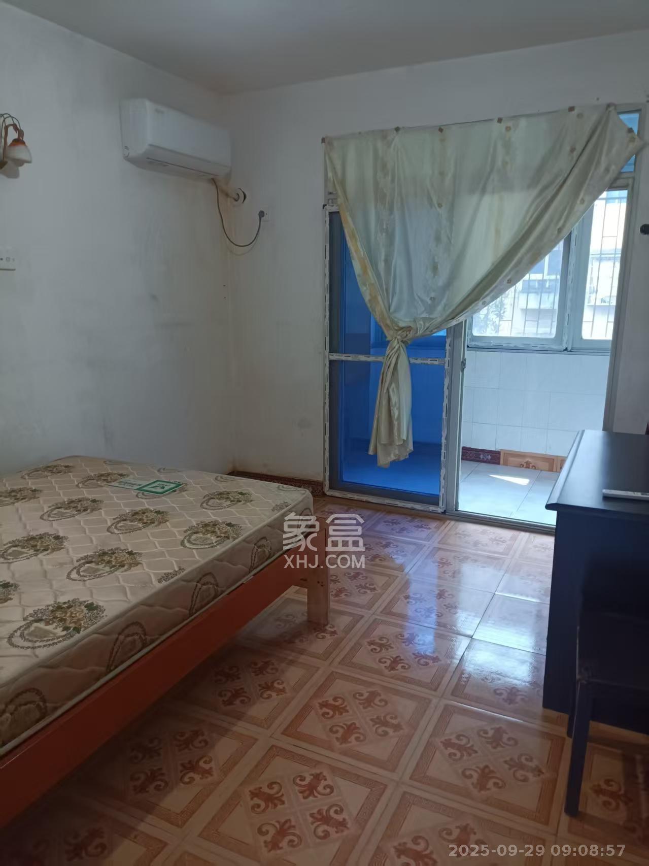 湖南省园艺所职工之家  1室2厅1卫    1400.0元/月室内图