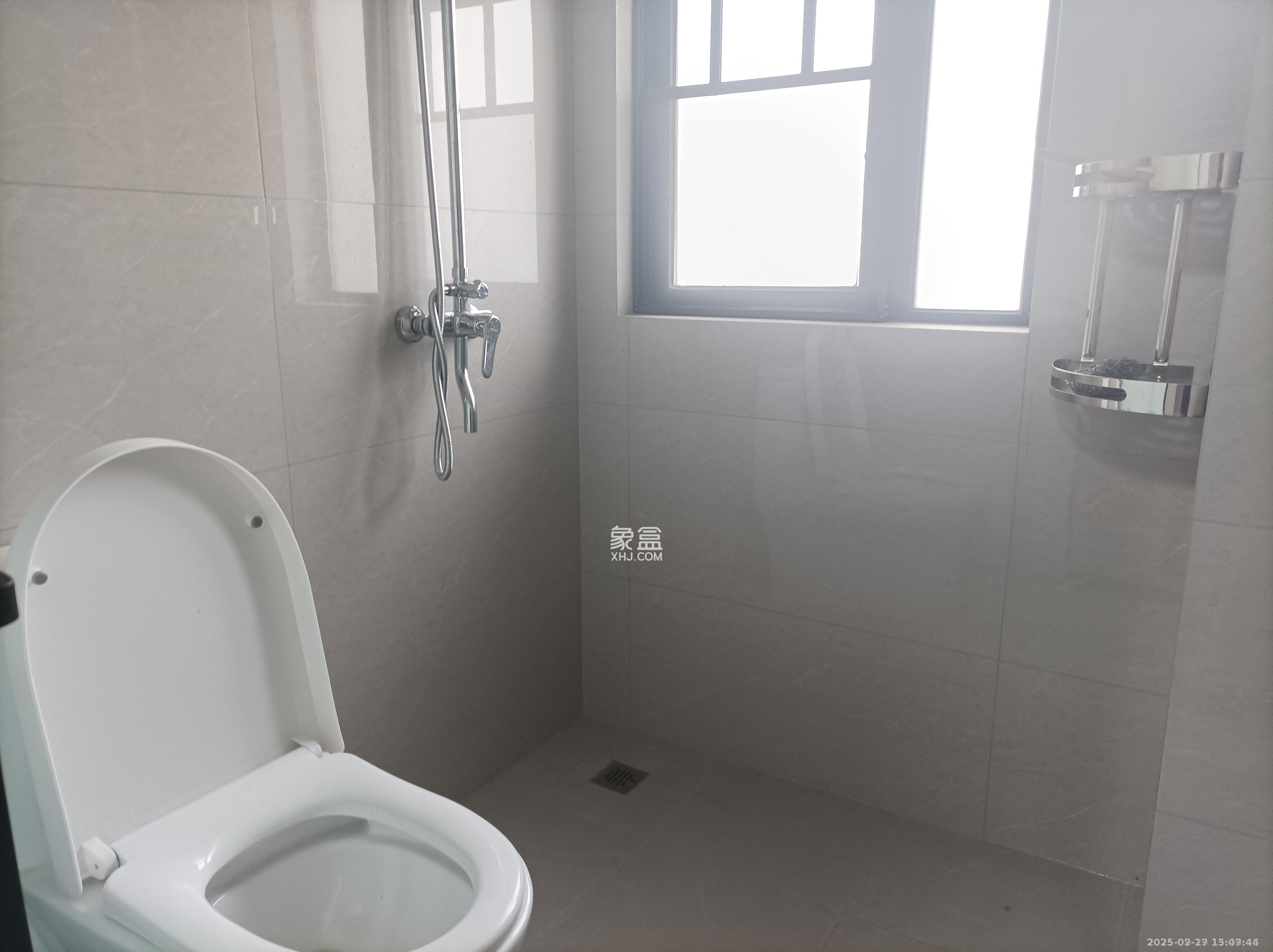 韭菜园嘉苑 3室2厅2卫 4800.0元/月 韭菜园嘉苑 3室2厅2卫 4800.0元/月室内图