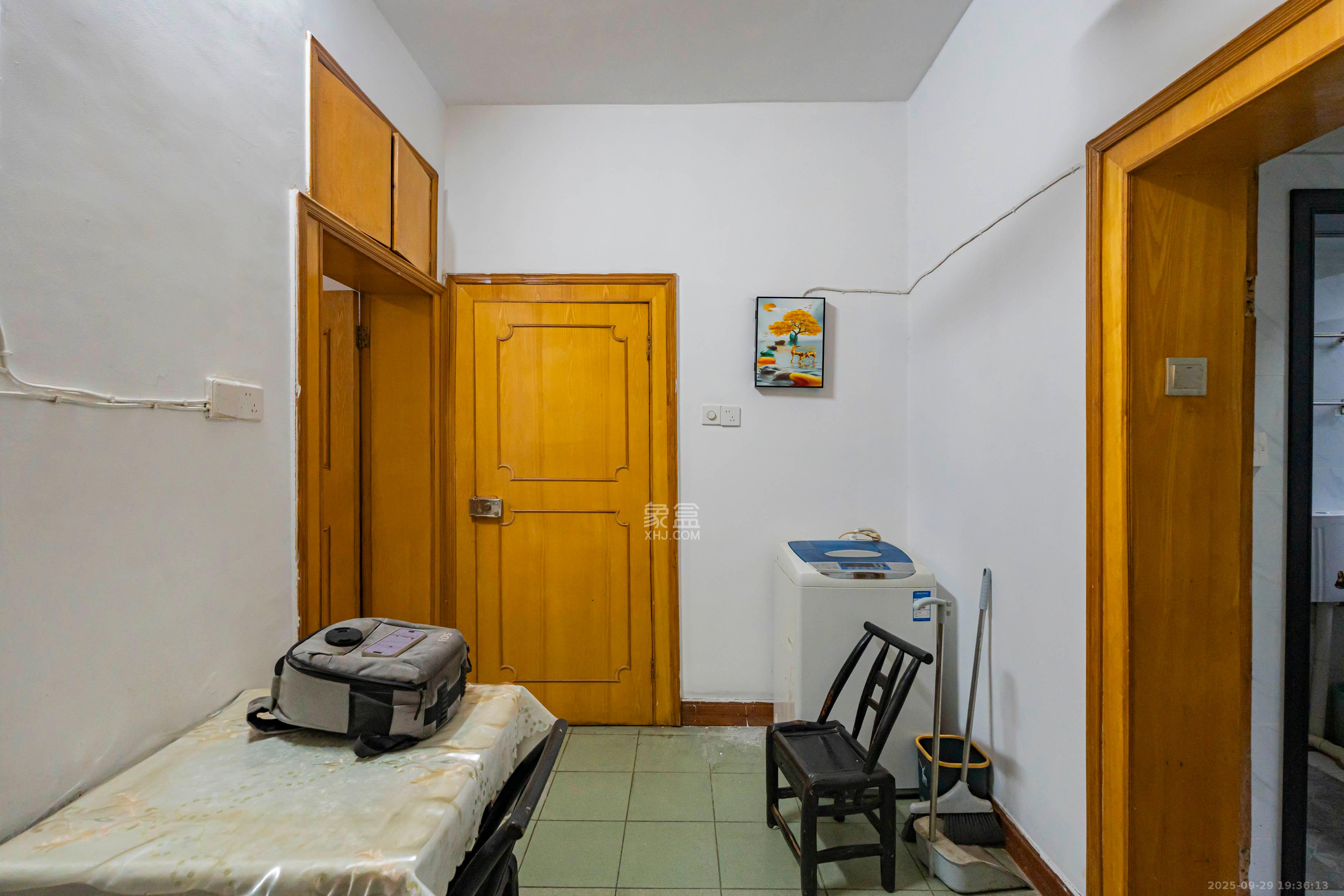 晴佳巷散盘 2室2厅1卫 38.5万 晴佳巷散盘 2室2厅1卫 38.5万客厅