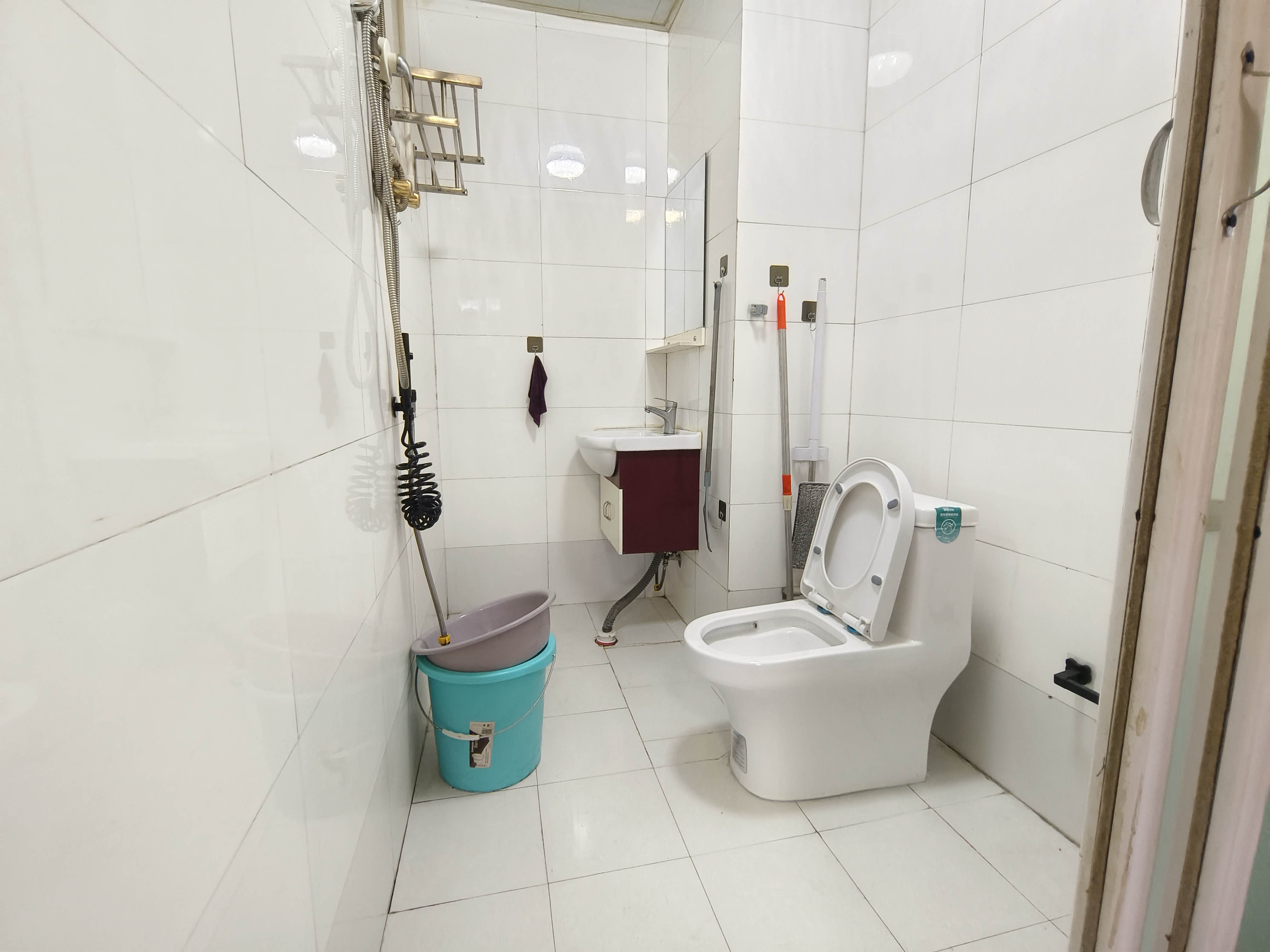 维港十字街 1室1厅1卫 900.0元/月 维港十字街 1室1厅1卫 900.0元/月室内图