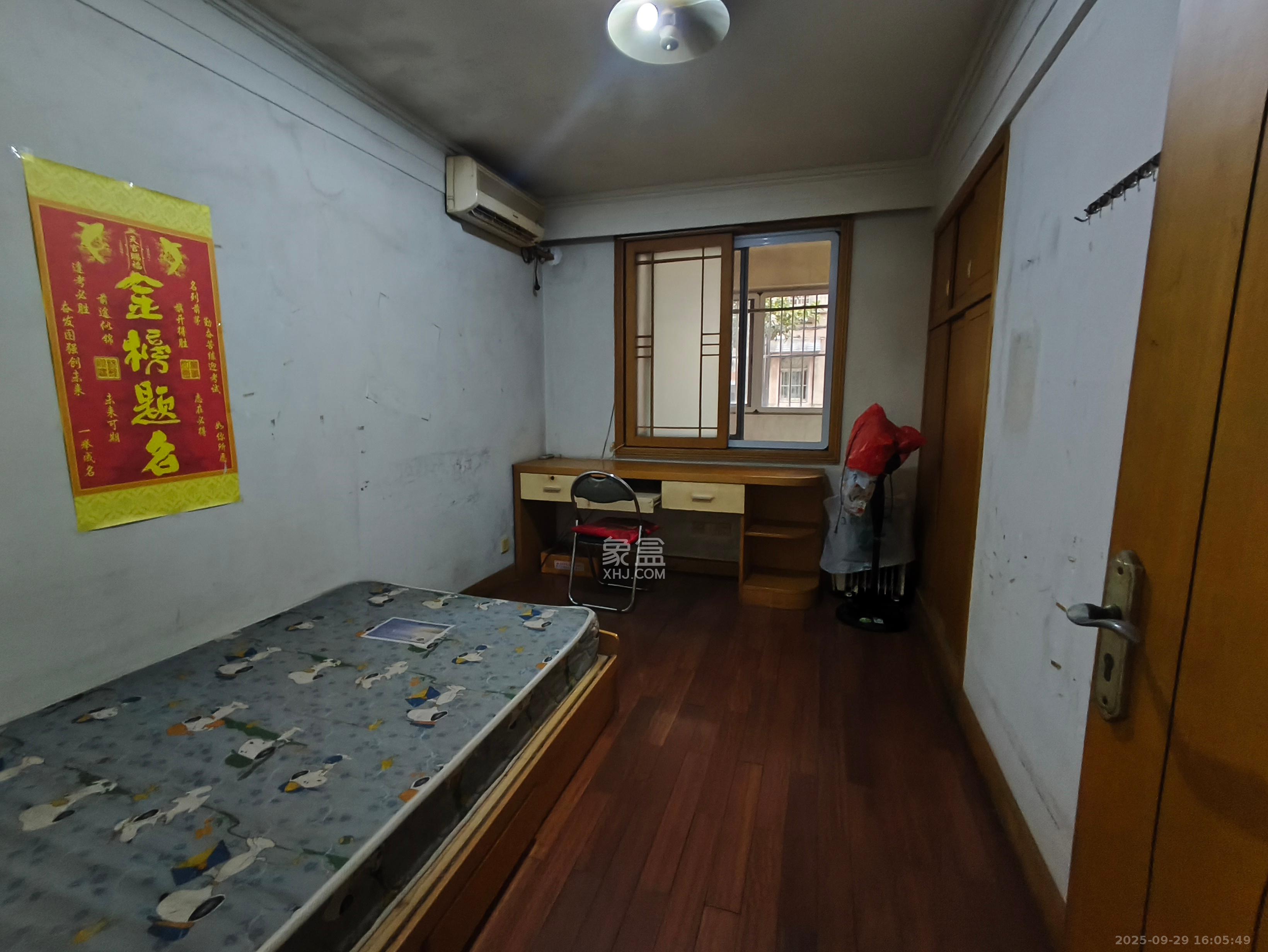 湘计花园  3室1厅1卫    2800.0元/月 湘计花园  3室1厅1卫    2800.0元/月室内图