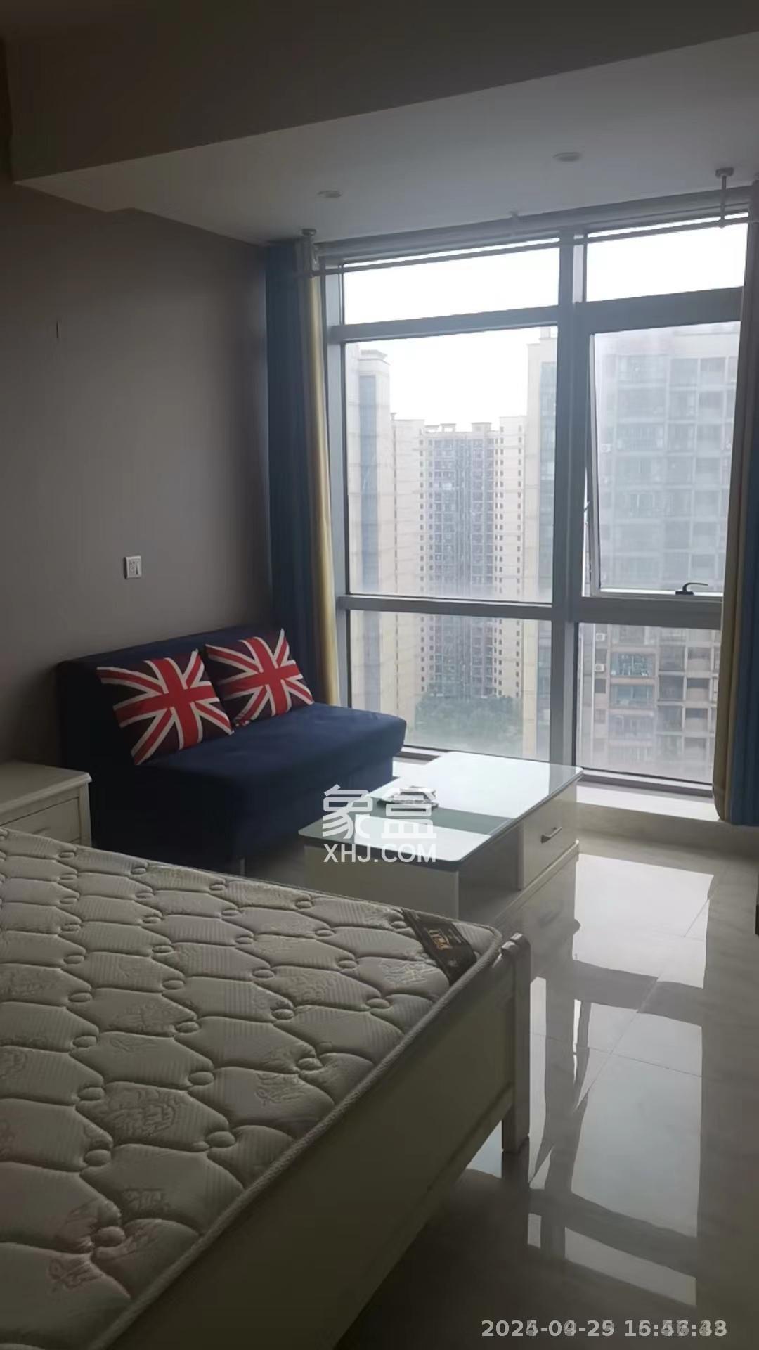 奥克斯缔壹城 1室1厅1卫 1500.0元/月 奥克斯缔壹城 1室1厅1卫 1500.0元/月室内图