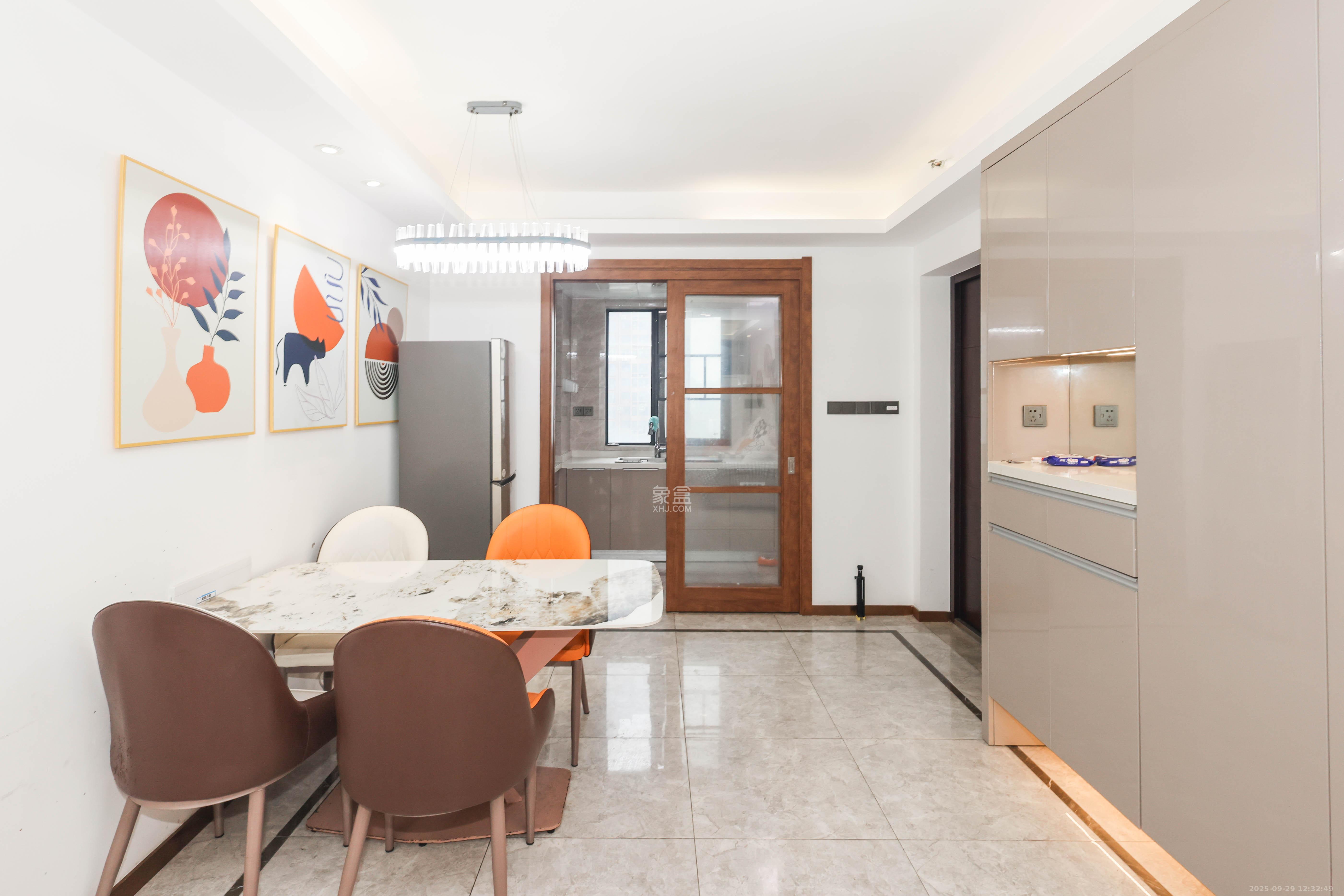 梅溪悦章 4室2厅2卫 139.0万 梅溪悦章 4室2厅2卫 139.0万客厅