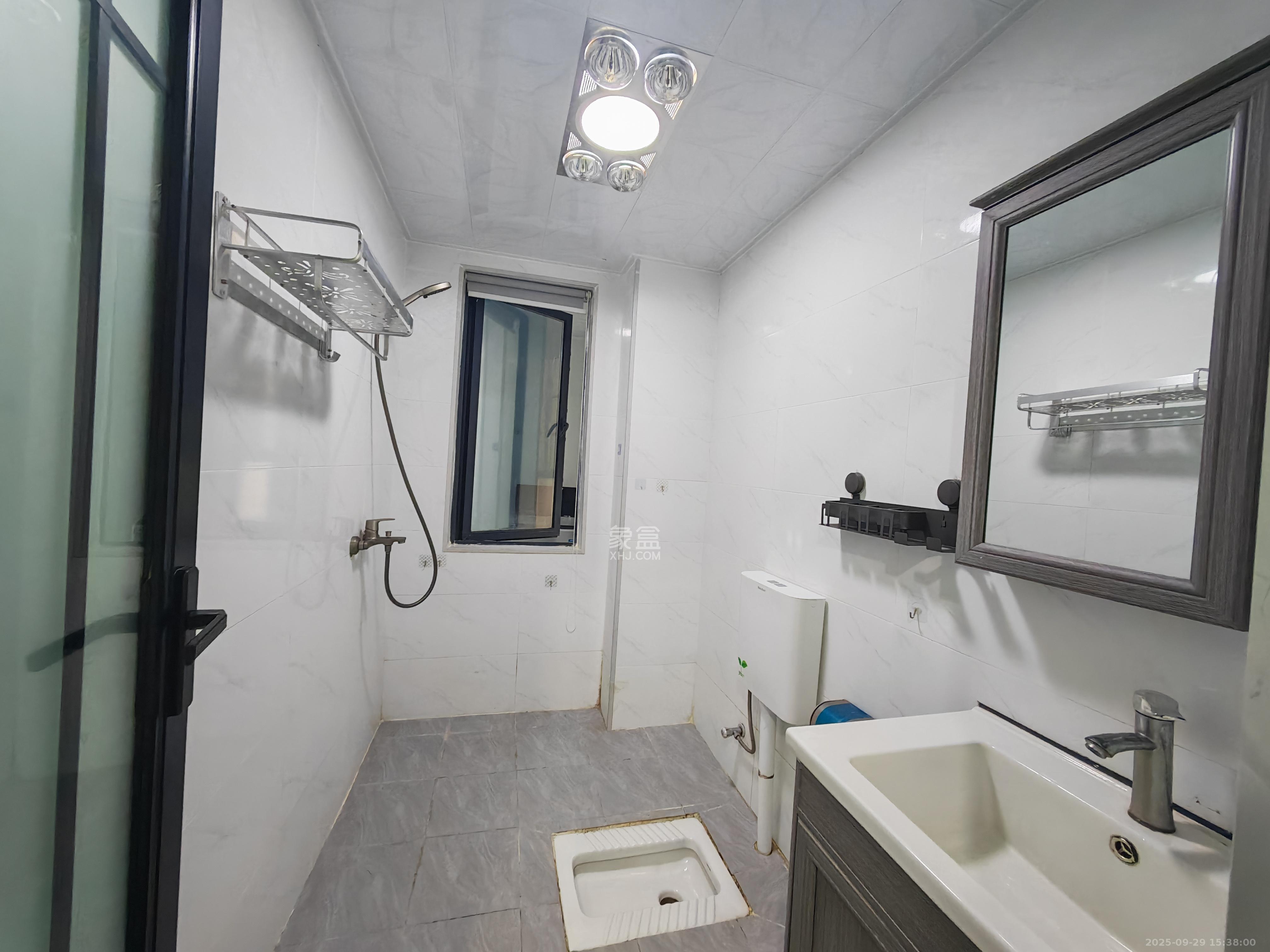 中海梅溪湖壹号 3室2厅1卫 2480.0元/月 中海梅溪湖壹号 3室2厅1卫 2480.0元/月室内图