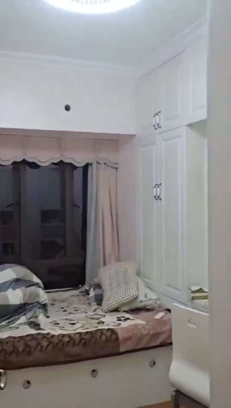 碧桂园豪园  3室1厅2卫    2000.0元/月室内图