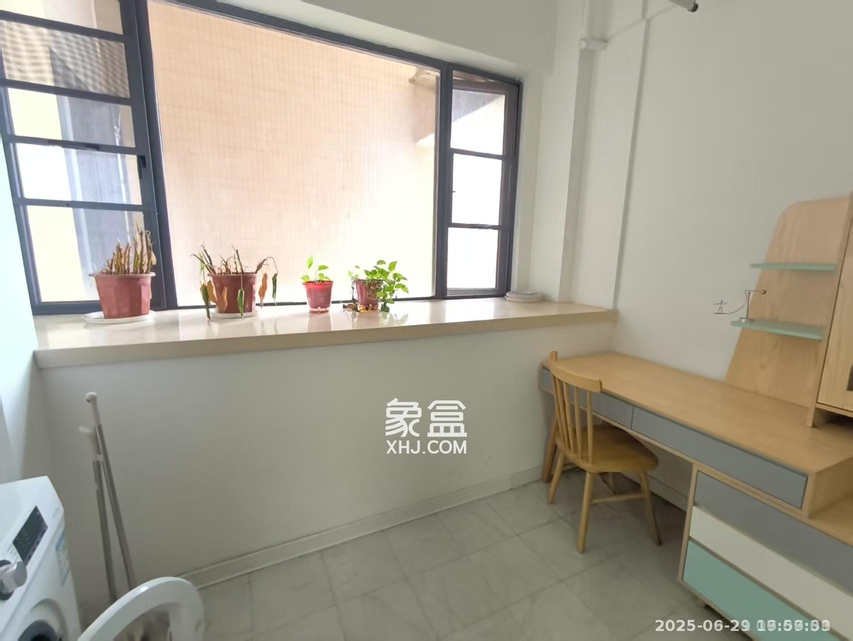 中南壹号院 1室1厅1卫 1800.0元/月 中南壹号院 1室1厅1卫 1800.0元/月室内图