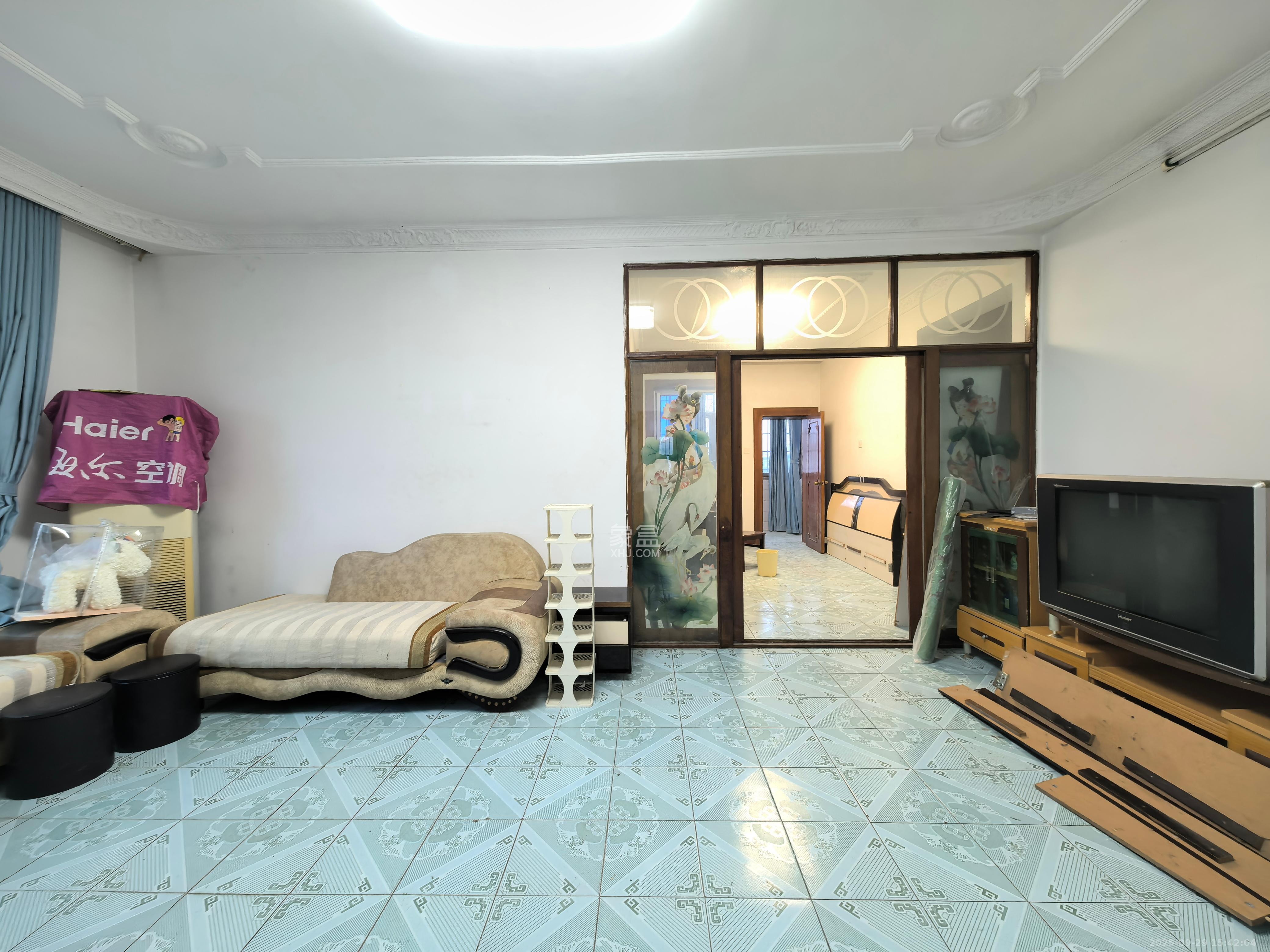 法院宿舍（德雅路61号/93号）  3室2厅1卫    1600.0元/月室内图