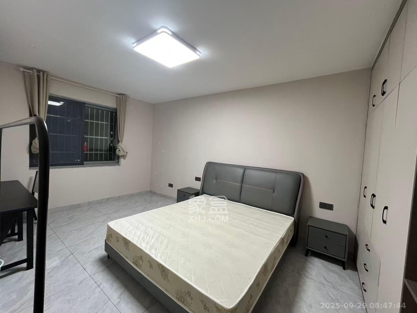 汇景豪庭  3室2厅2卫   3600.00元/月室内图
