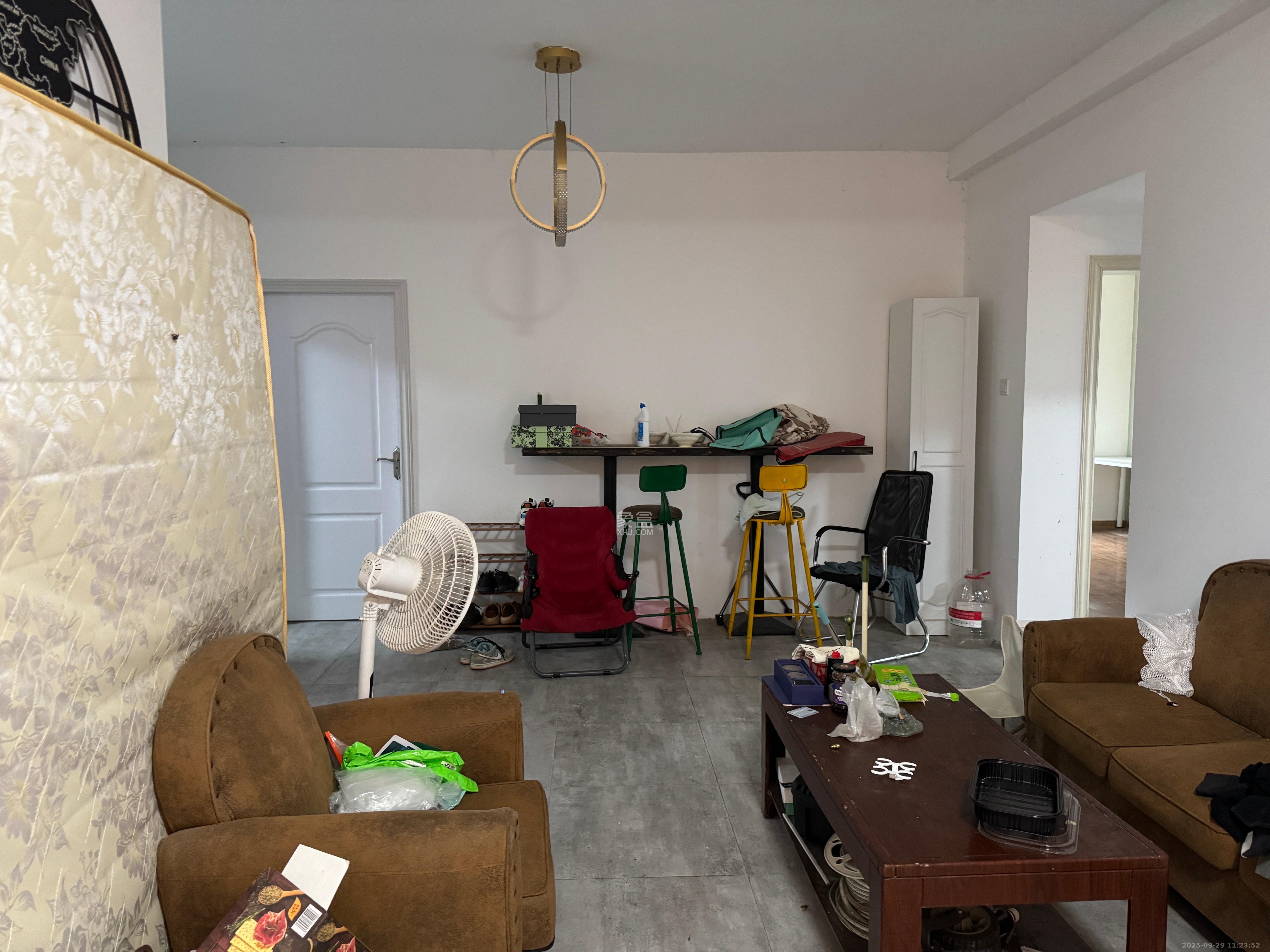 金域南外滩(望江佳园) 1室2厅2卫 1100.0元/月 金域南外滩(望江佳园) 1室2厅2卫 1100.0元/月室内图