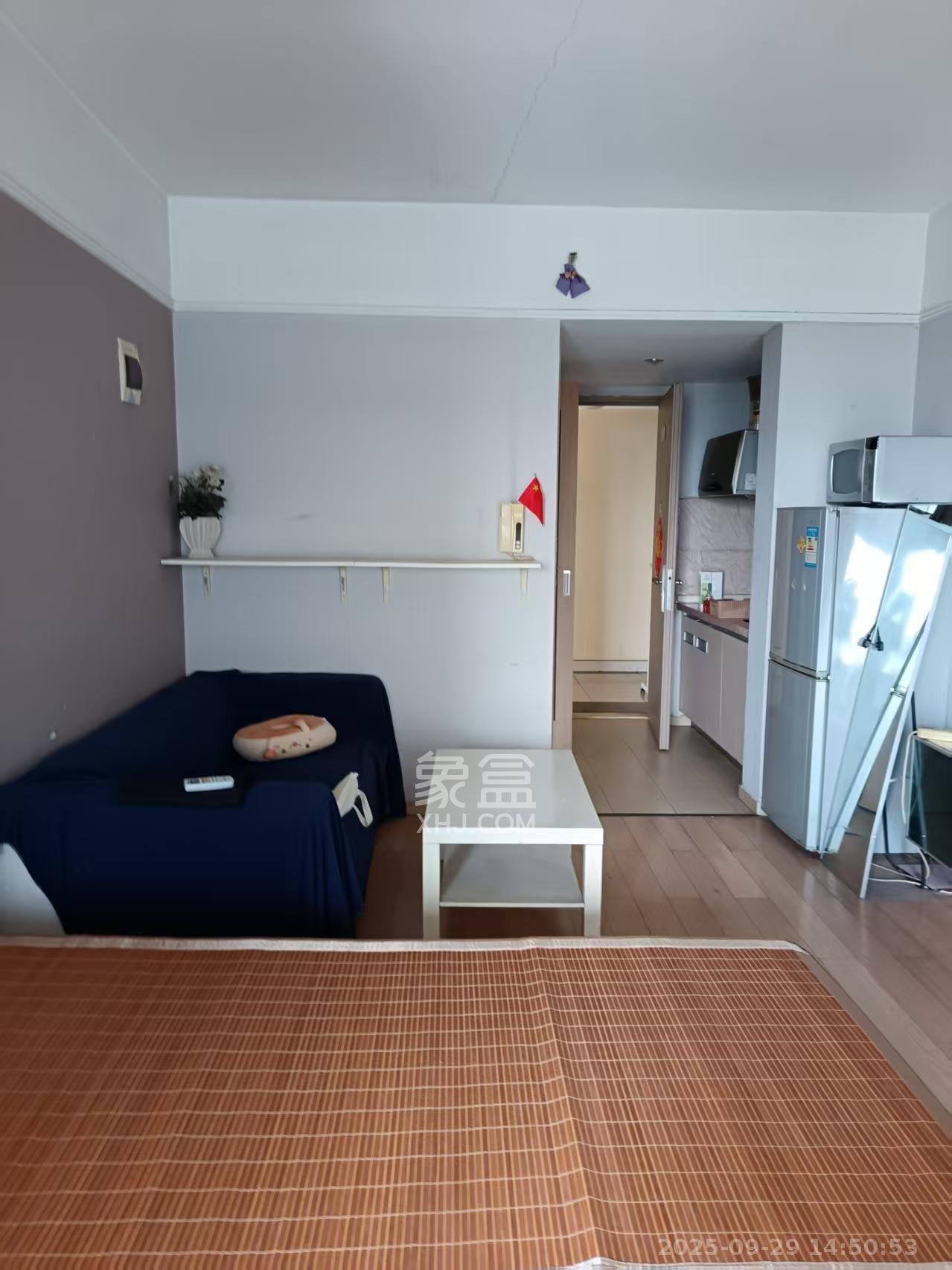 万科金色家园  1室1厅1卫    1200.0元/月 万科金色家园  1室1厅1卫    1200.0元/月