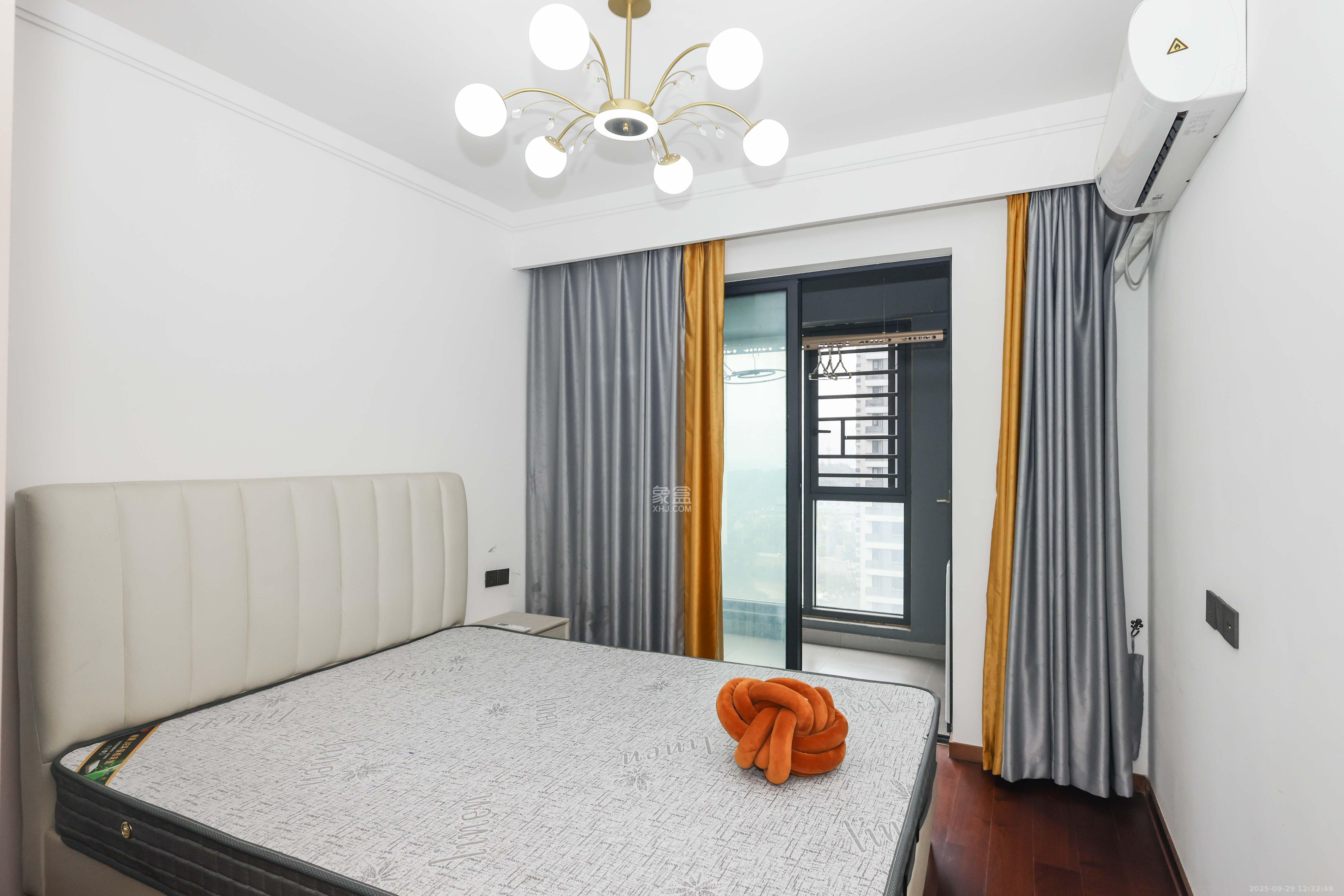 梅溪悦章 4室2厅2卫 139.0万 梅溪悦章 4室2厅2卫 139.0万卧室