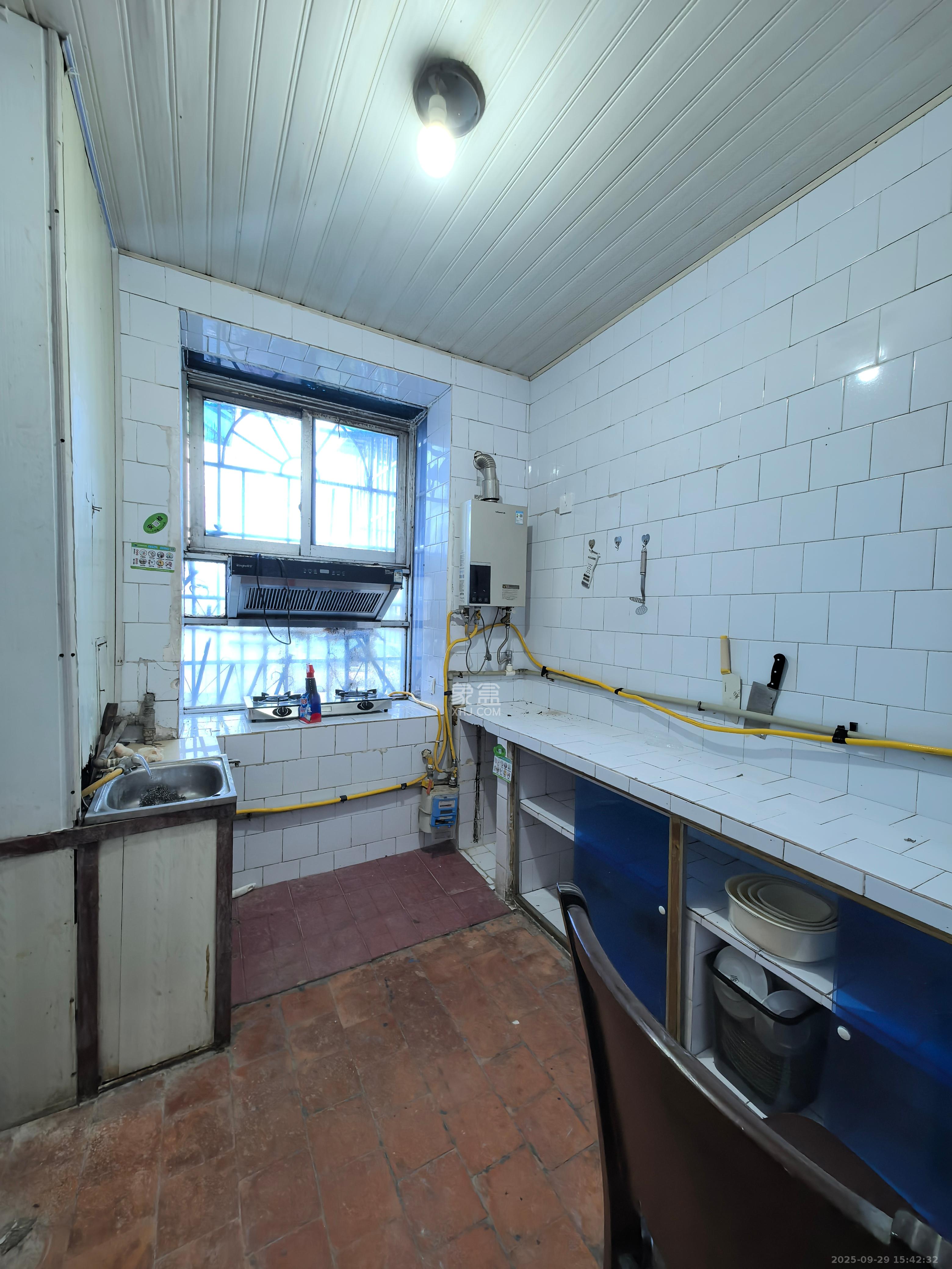 法院宿舍（德雅路61号/93号）  3室2厅1卫    1600.0元/月室内图