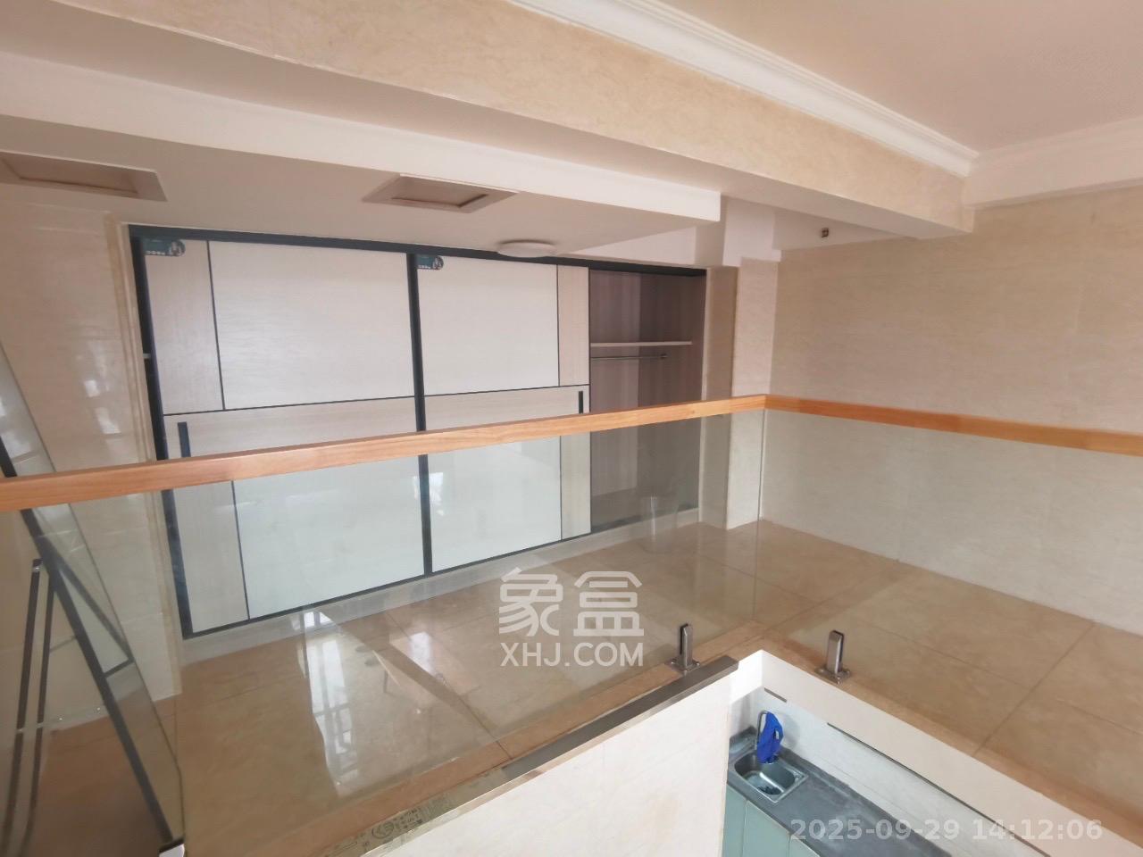 裕天国际商汇中心  1室1厅1卫    1800.0元/月室内图