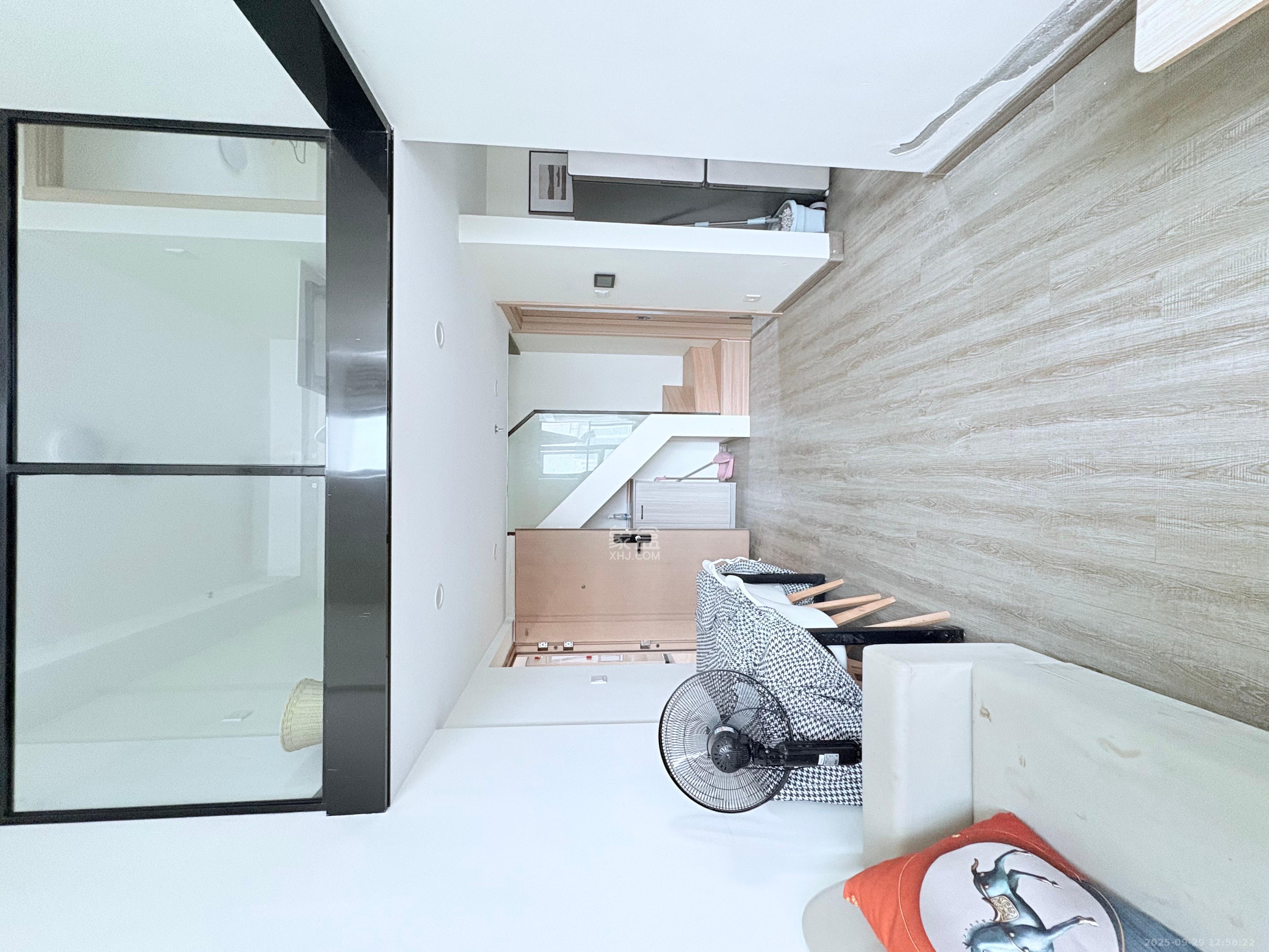 卓越浅水湾 1室1厅1卫 2000.0元/月 卓越浅水湾 1室1厅1卫 2000.0元/月室内图