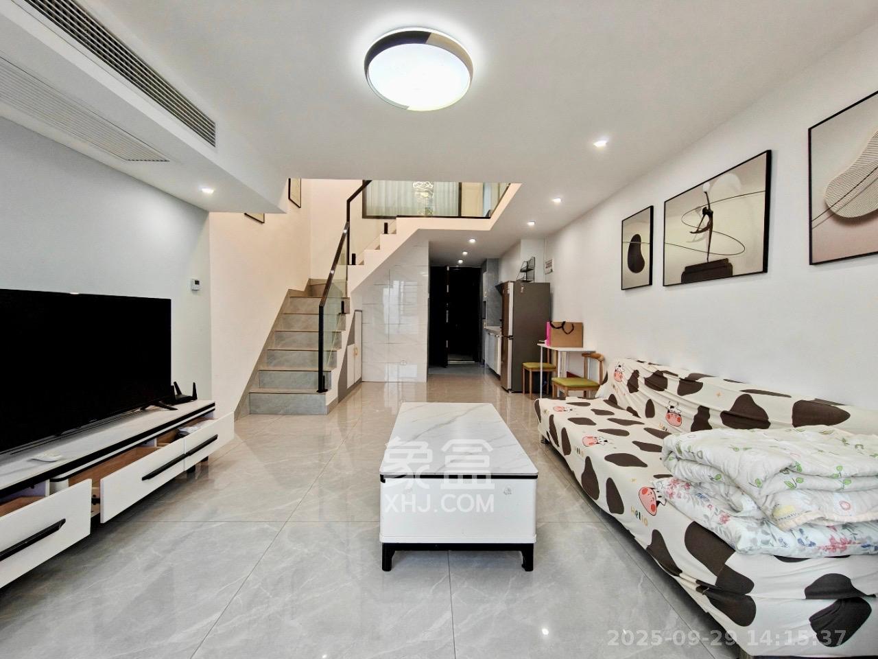 润和国际广场 1室1厅1卫 1800.0元/月 润和国际广场 1室1厅1卫 1800.0元/月室内图