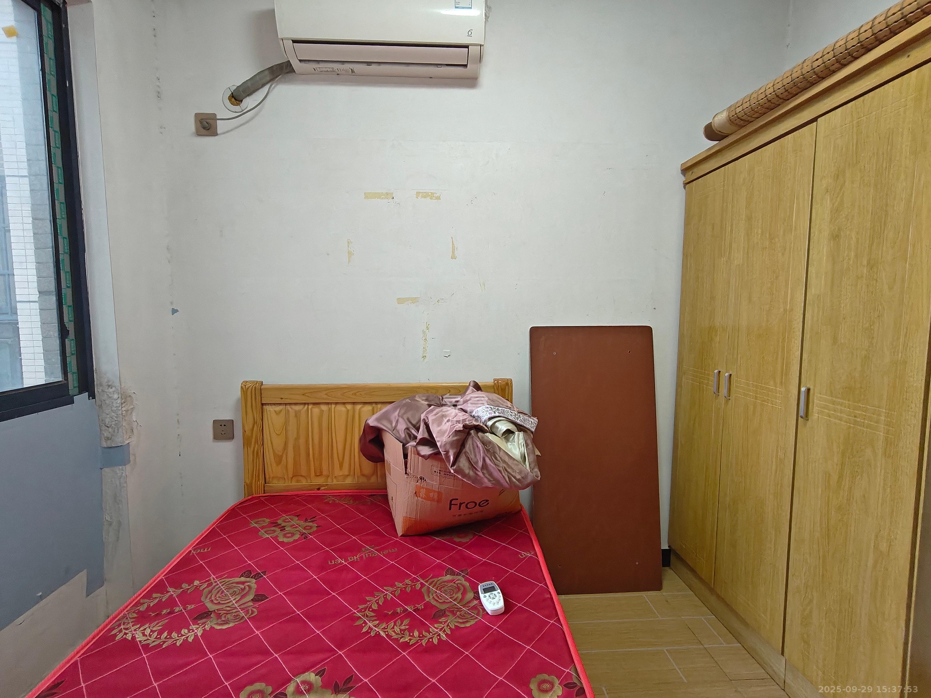 筑梦星园  3室2厅1卫    1700.0元/月室内图