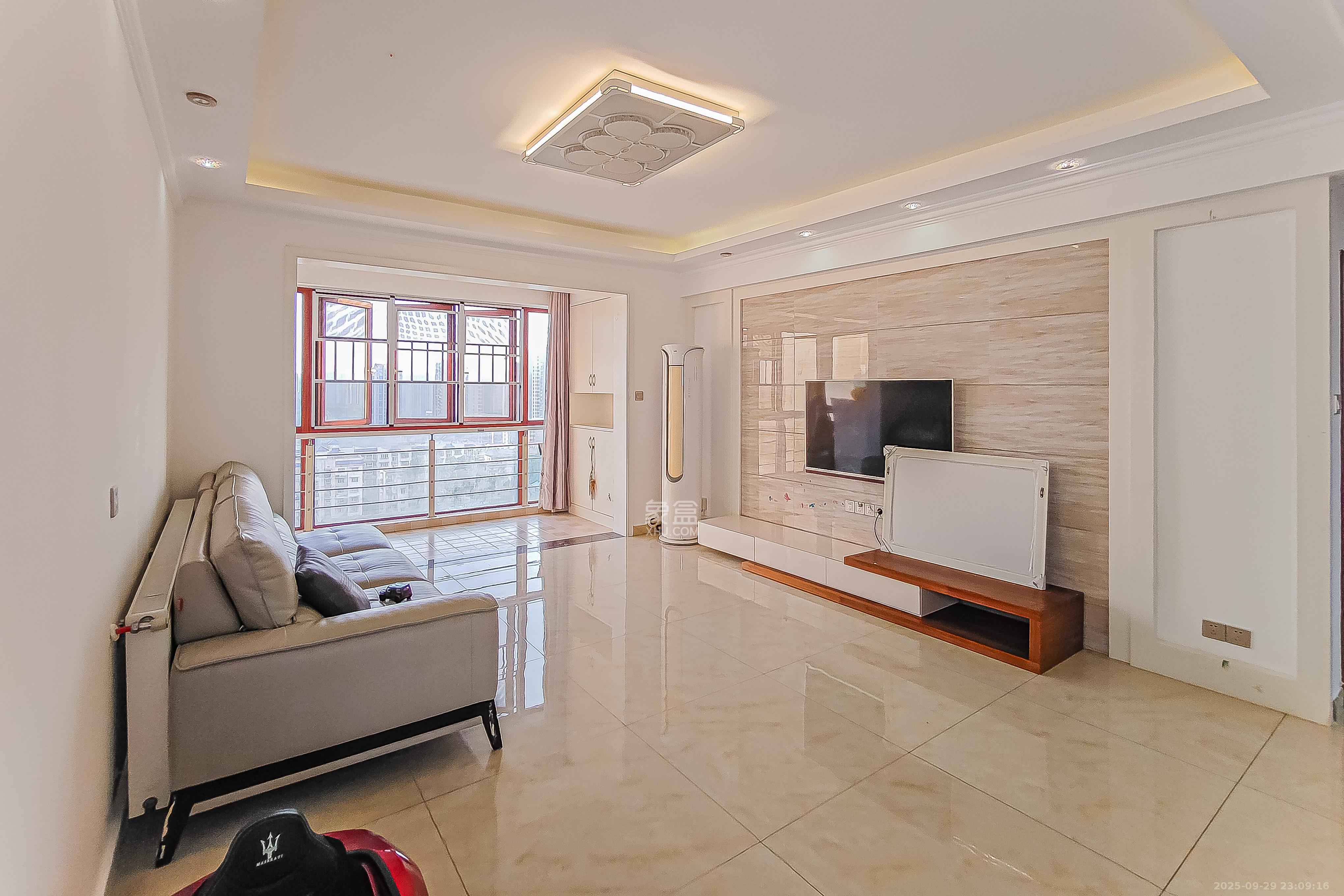 通用时代国际社区 3室2厅2卫 158.0万 通用时代国际社区 3室2厅2卫 158.0万客厅