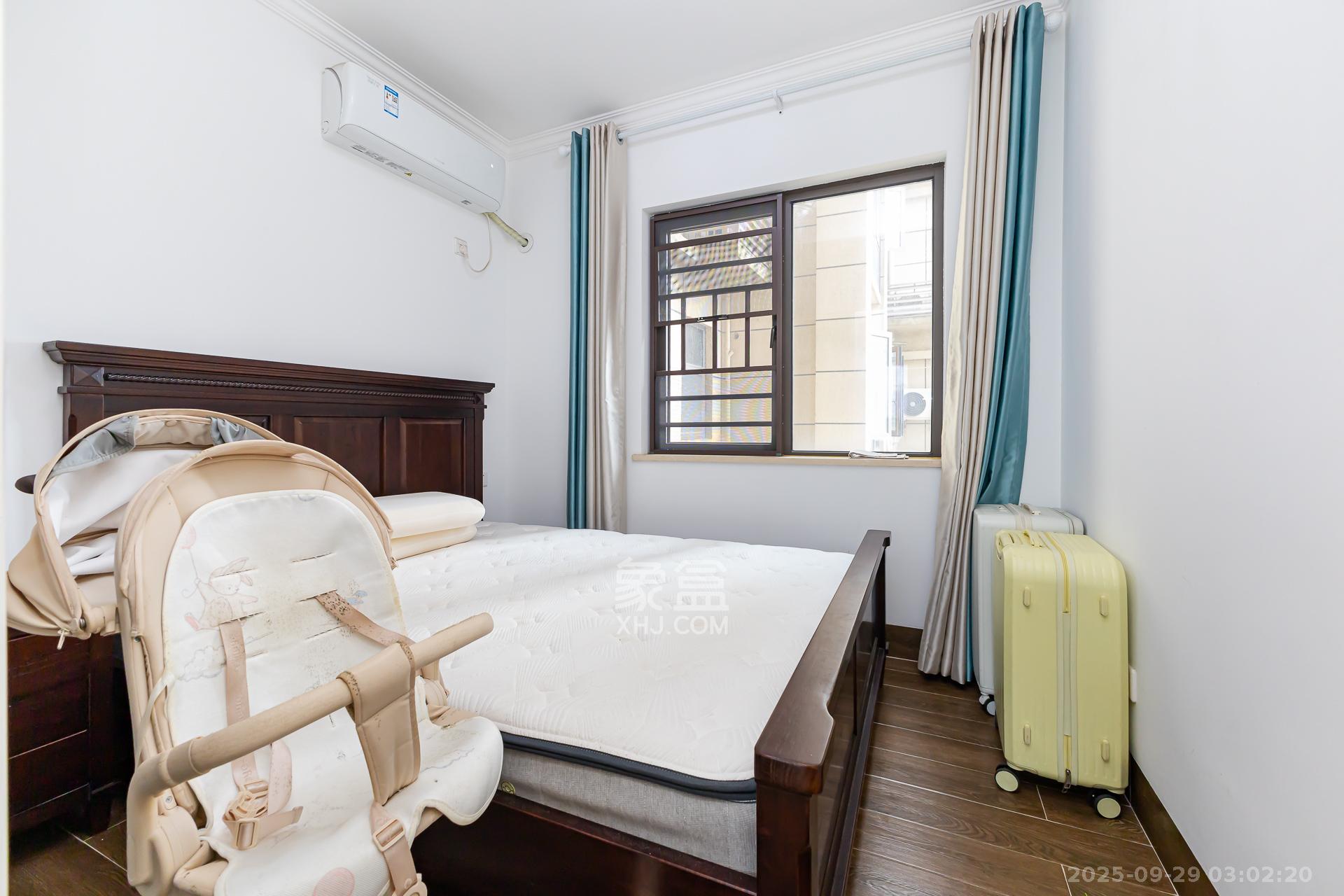 润和滨江府  4室2厅2卫    142.0万卧室