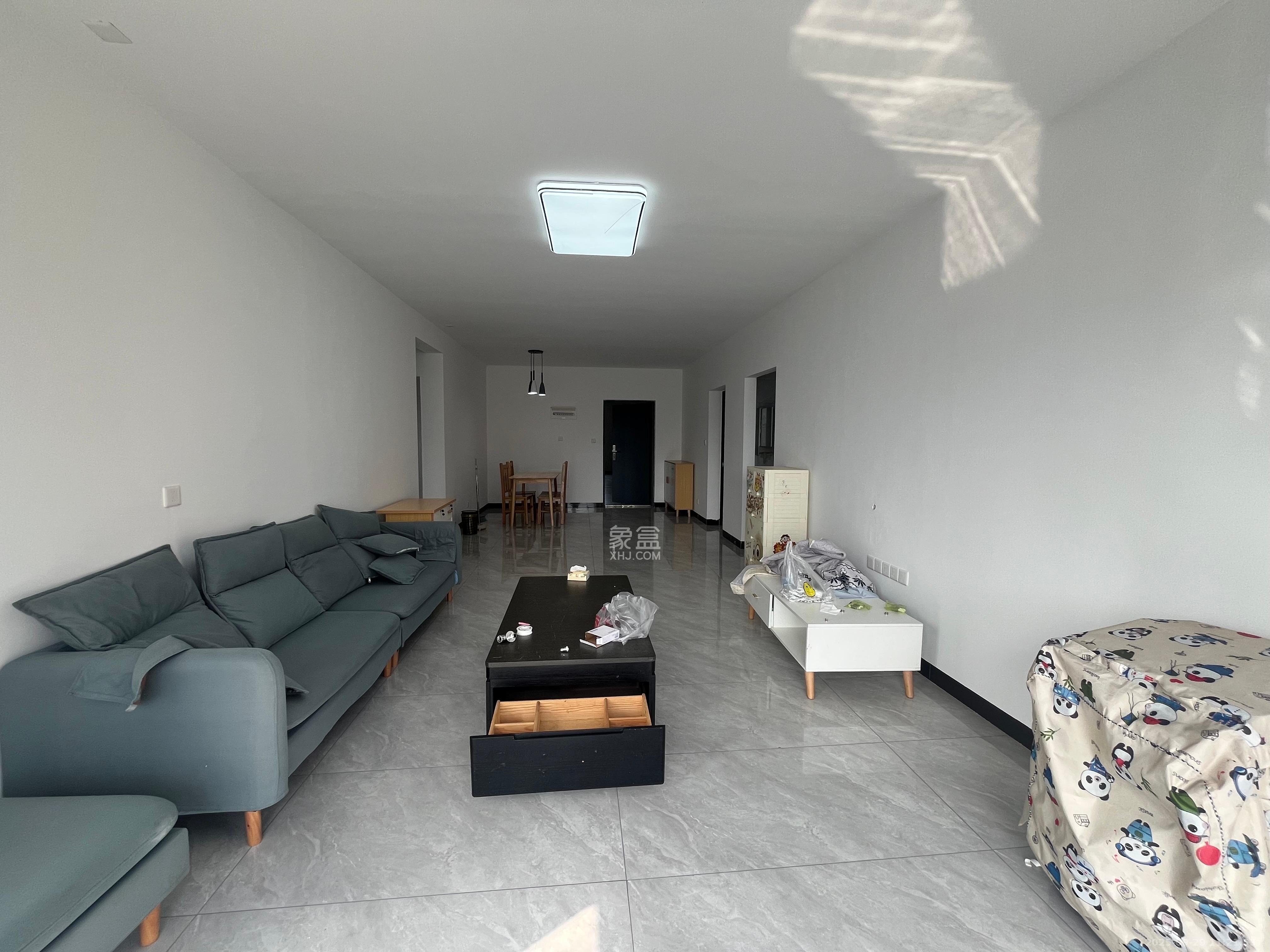 唐桂家园 3室2厅2卫 2800.0元/月 唐桂家园 3室2厅2卫 2800.0元/月室内图