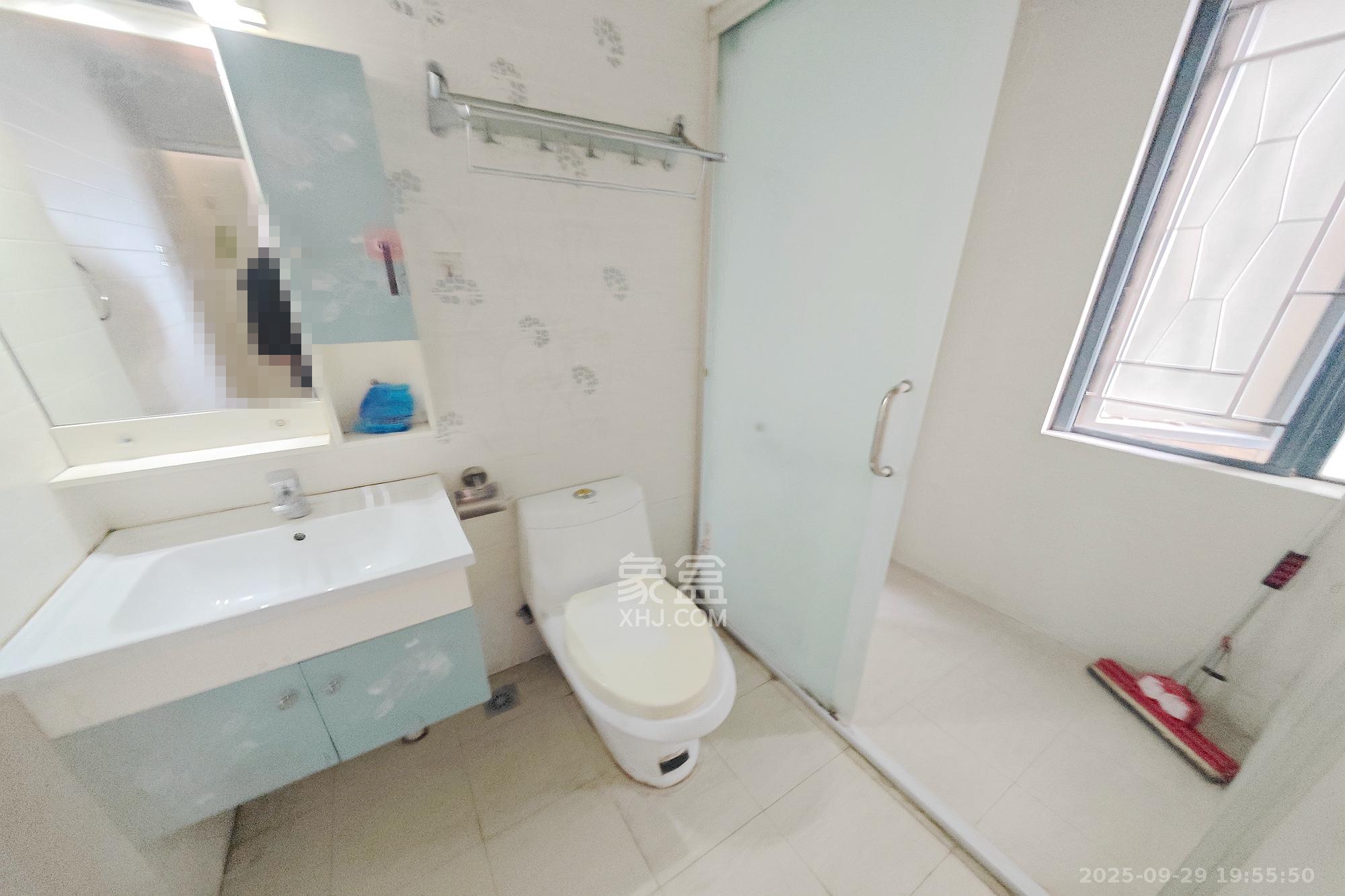 锦绣世纪  3室2厅2卫    126.0万 锦绣世纪  3室2厅2卫    126.0万其他