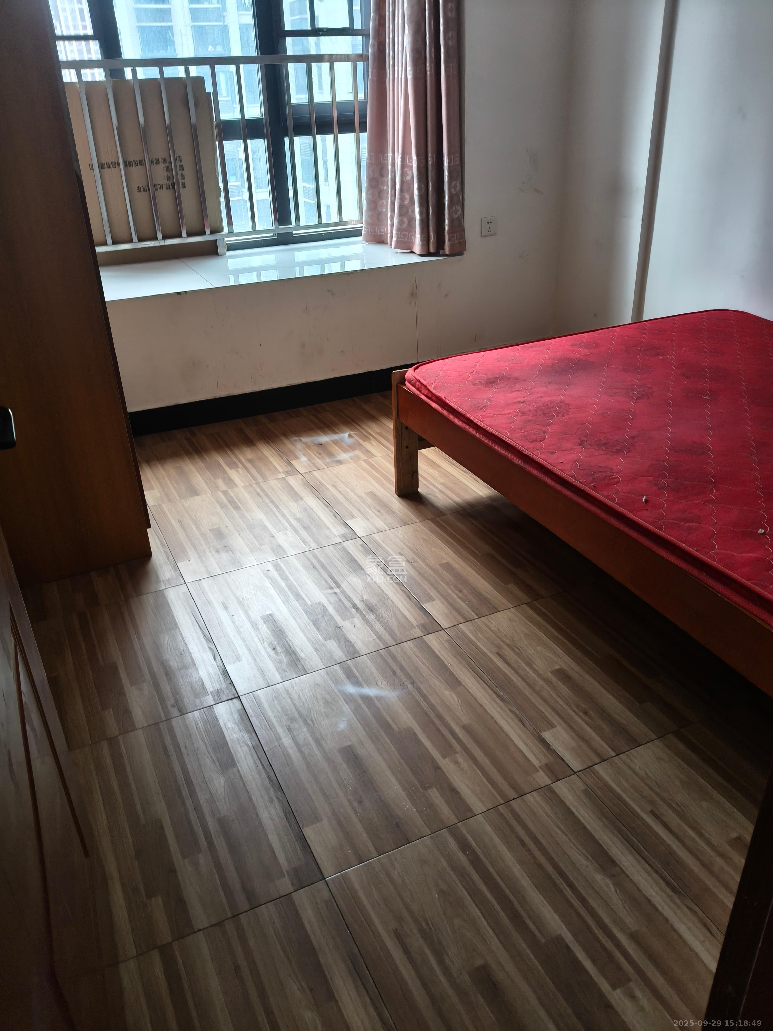 财汇新天地(财汇商务广场) 5室1厅0卫 2580.0元/月 财汇新天地(财汇商务广场) 5室1厅0卫 2580.0元/月室内图