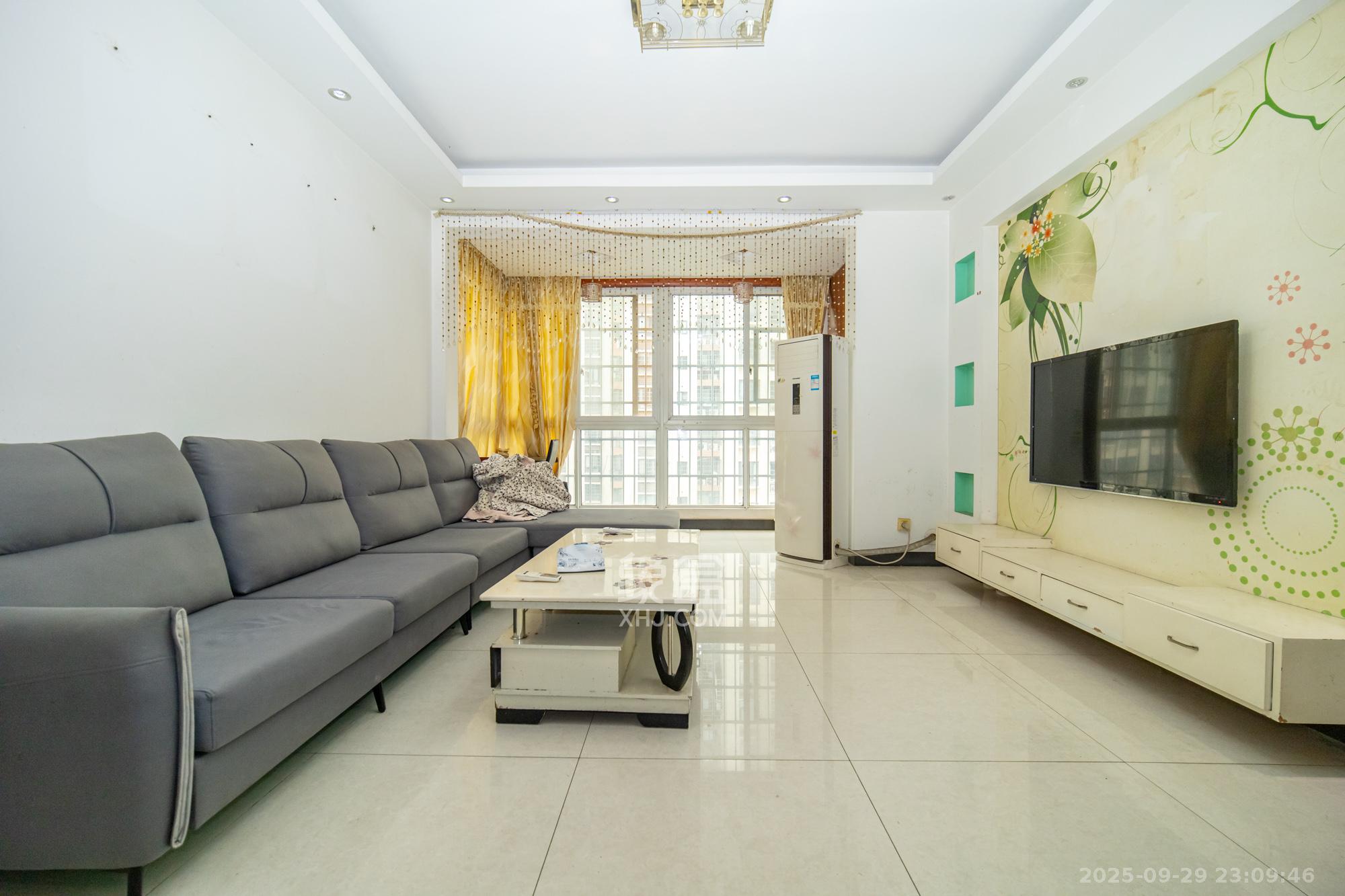 楚天世纪城东苑  3室2厅1卫    59.0万