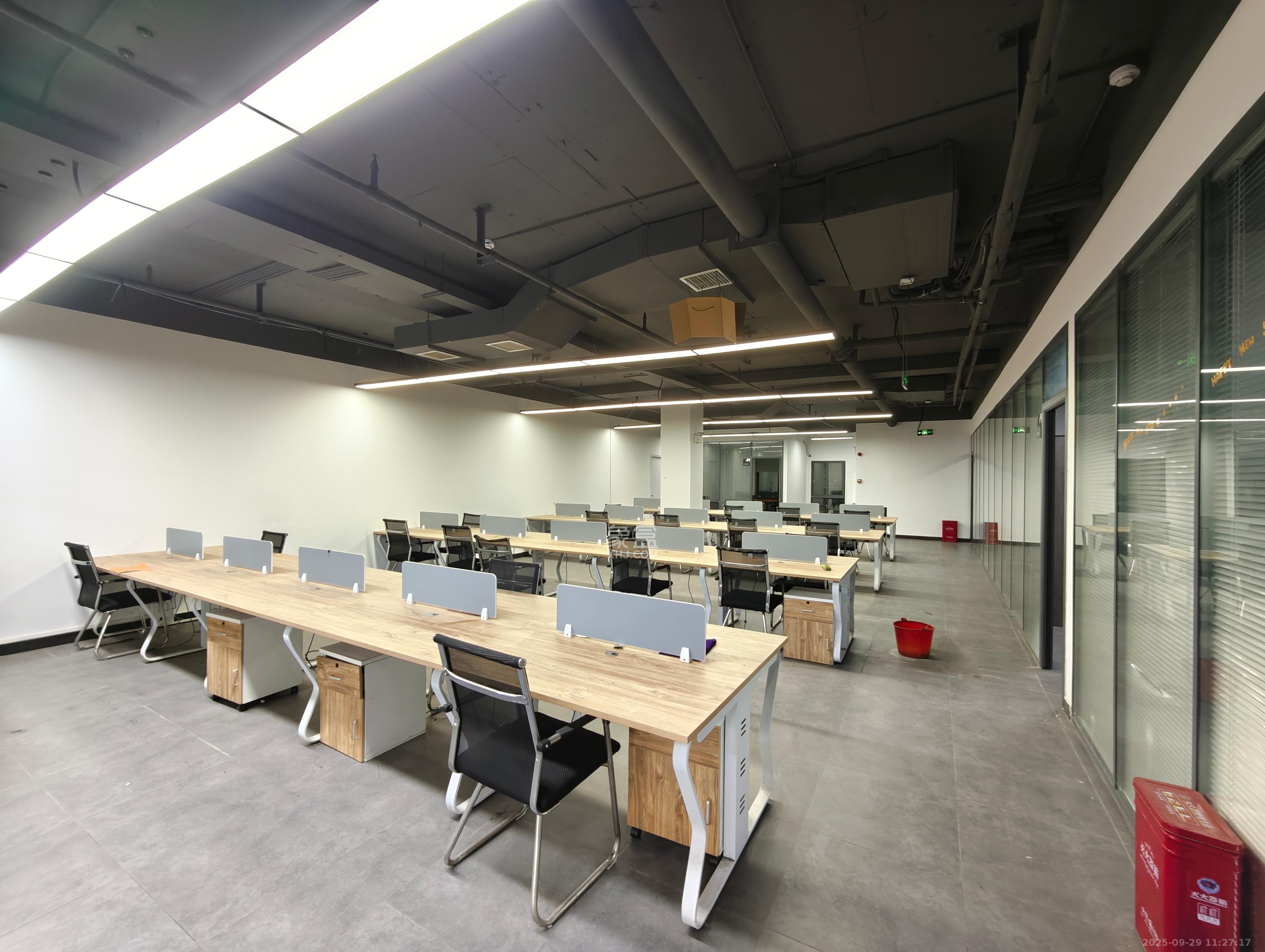 兴工国际产业园 3室1厅0卫 7200.0元/月 兴工国际产业园 3室1厅0卫 7200.0元/月室内图