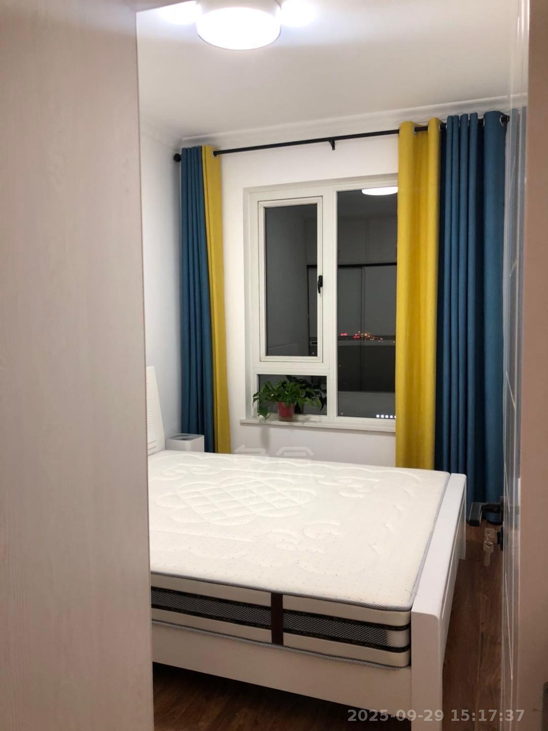 九八缔景城  3室2厅2卫    2800.0元/月室内图