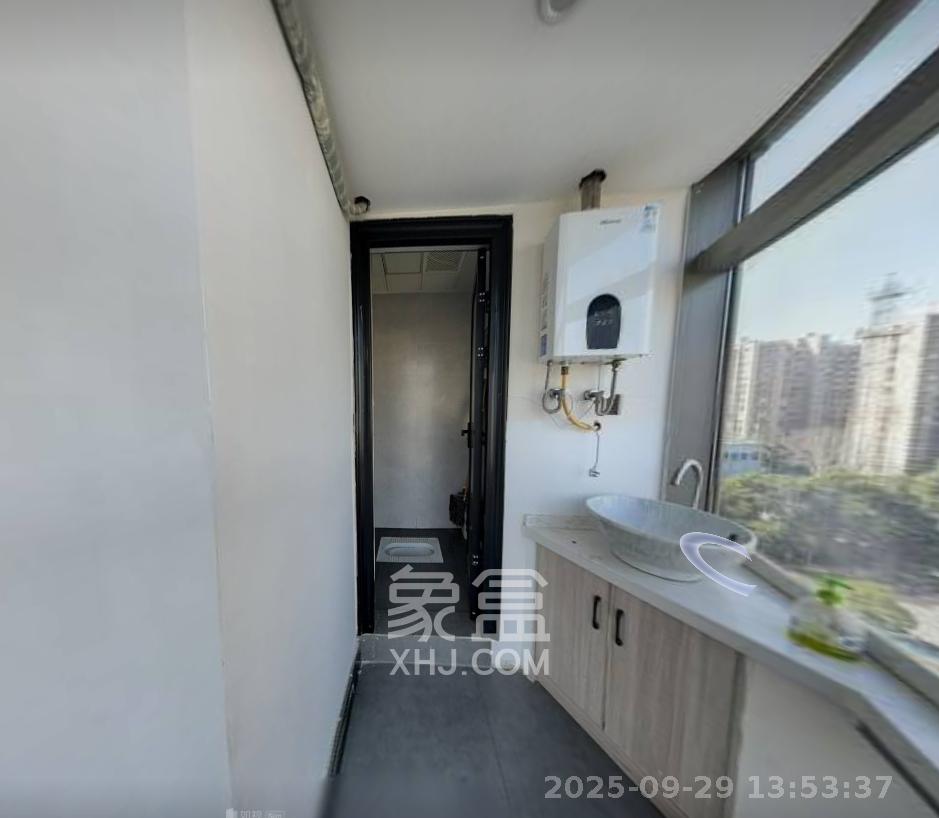 奥克斯广场 1室1厅1卫 2400.0元/月 奥克斯广场 1室1厅1卫 2400.0元/月室内图