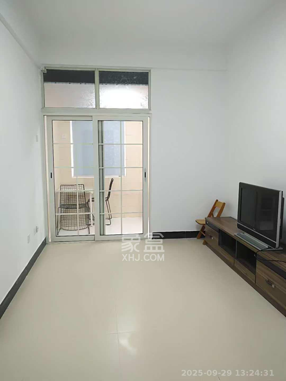 富绿新村 2室1厅1卫 1500.0元/月 富绿新村 2室1厅1卫 1500.0元/月室内图